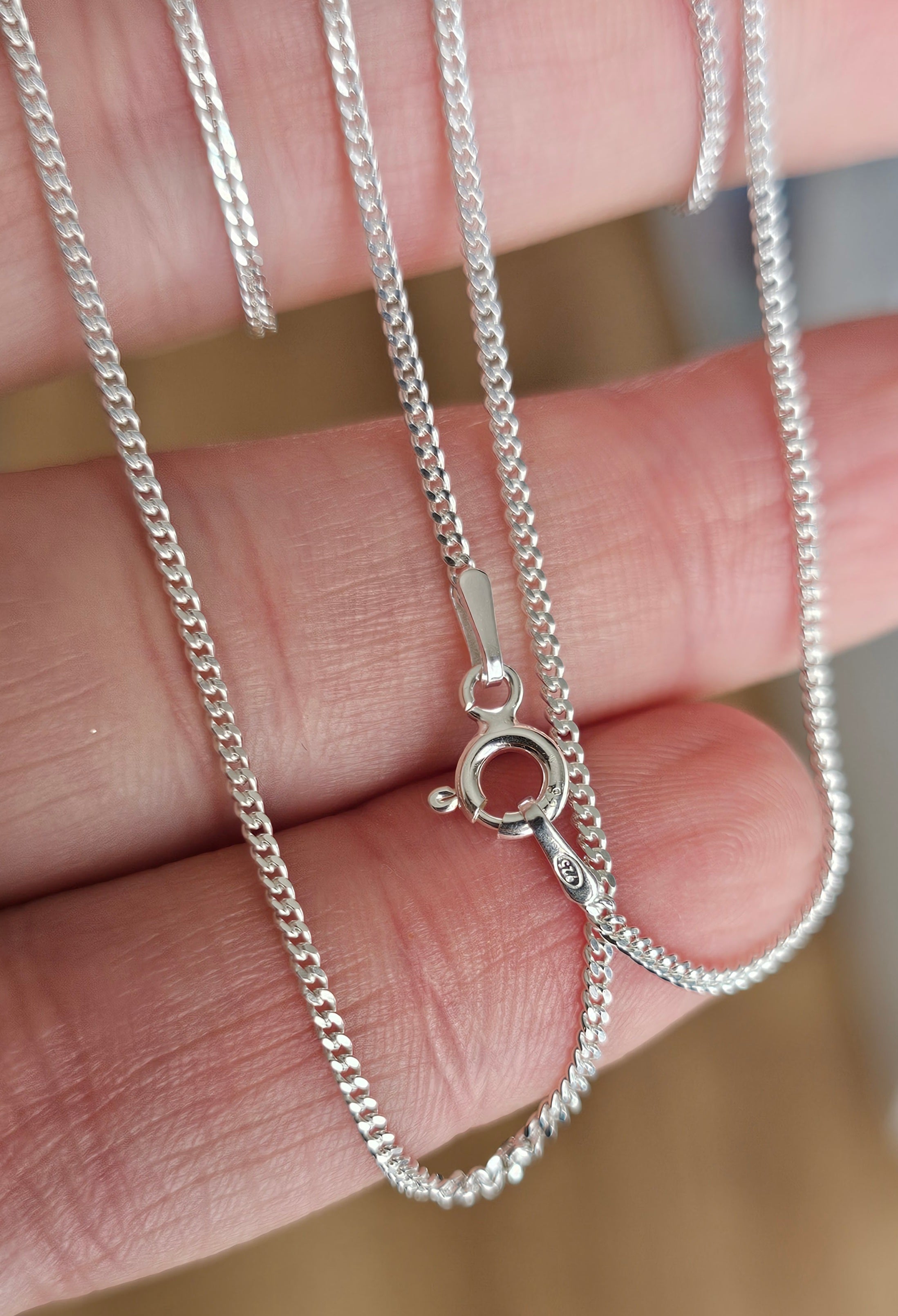 925 Sterling Silver Fine Curb Chain Necklace 22", 1.40mm Width