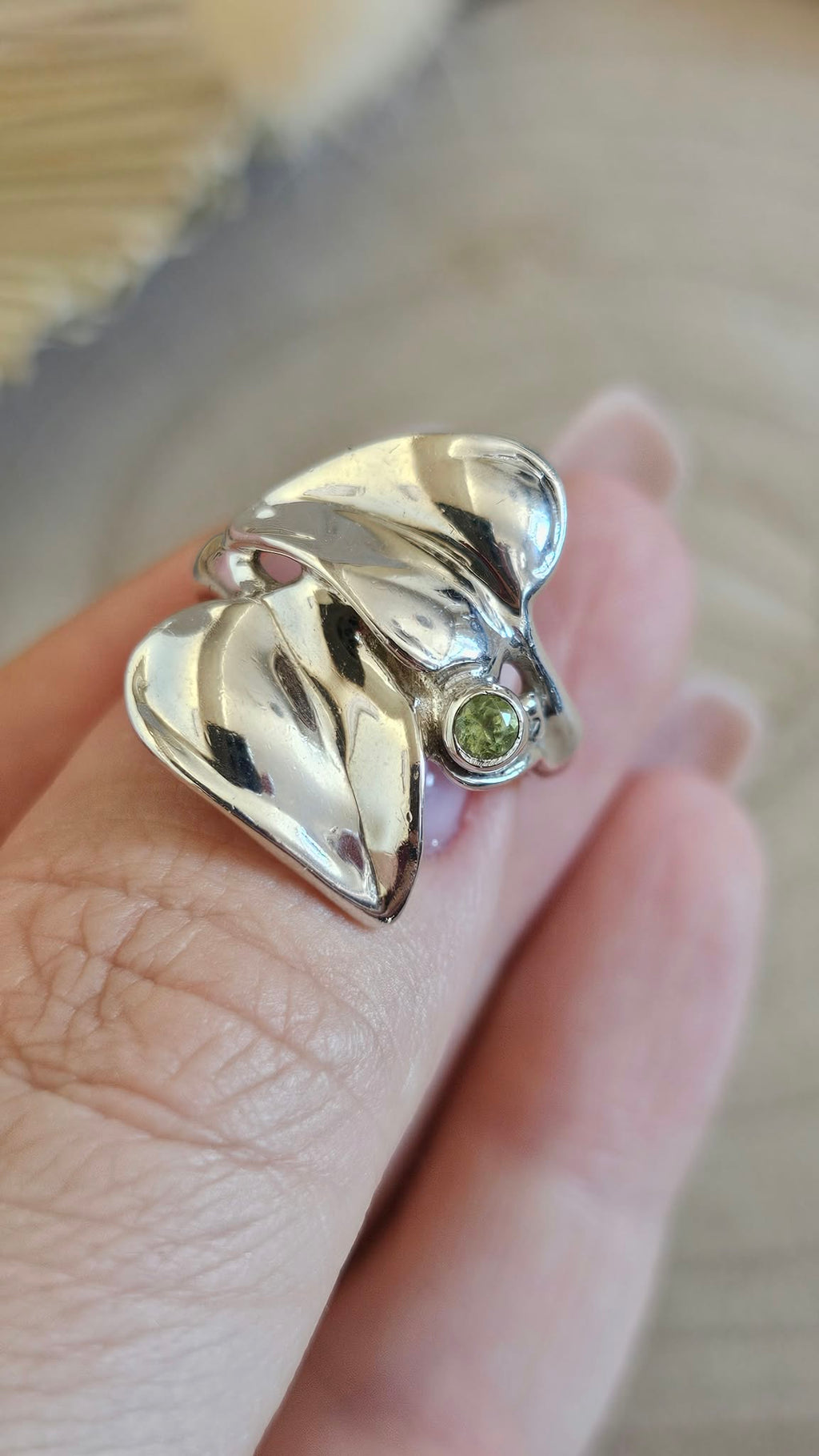 925 Sterling Silver Natural Peridot Leaf Statement Ring Size P 7.14g