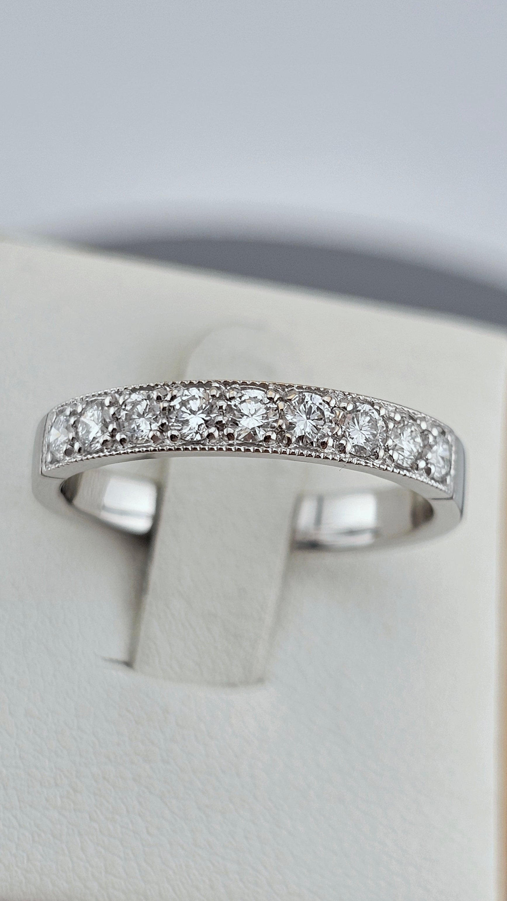 18ct White Gold 0.40ct Diamond Half Eternity Ring - Valued £2,495 - Size P (7.5)