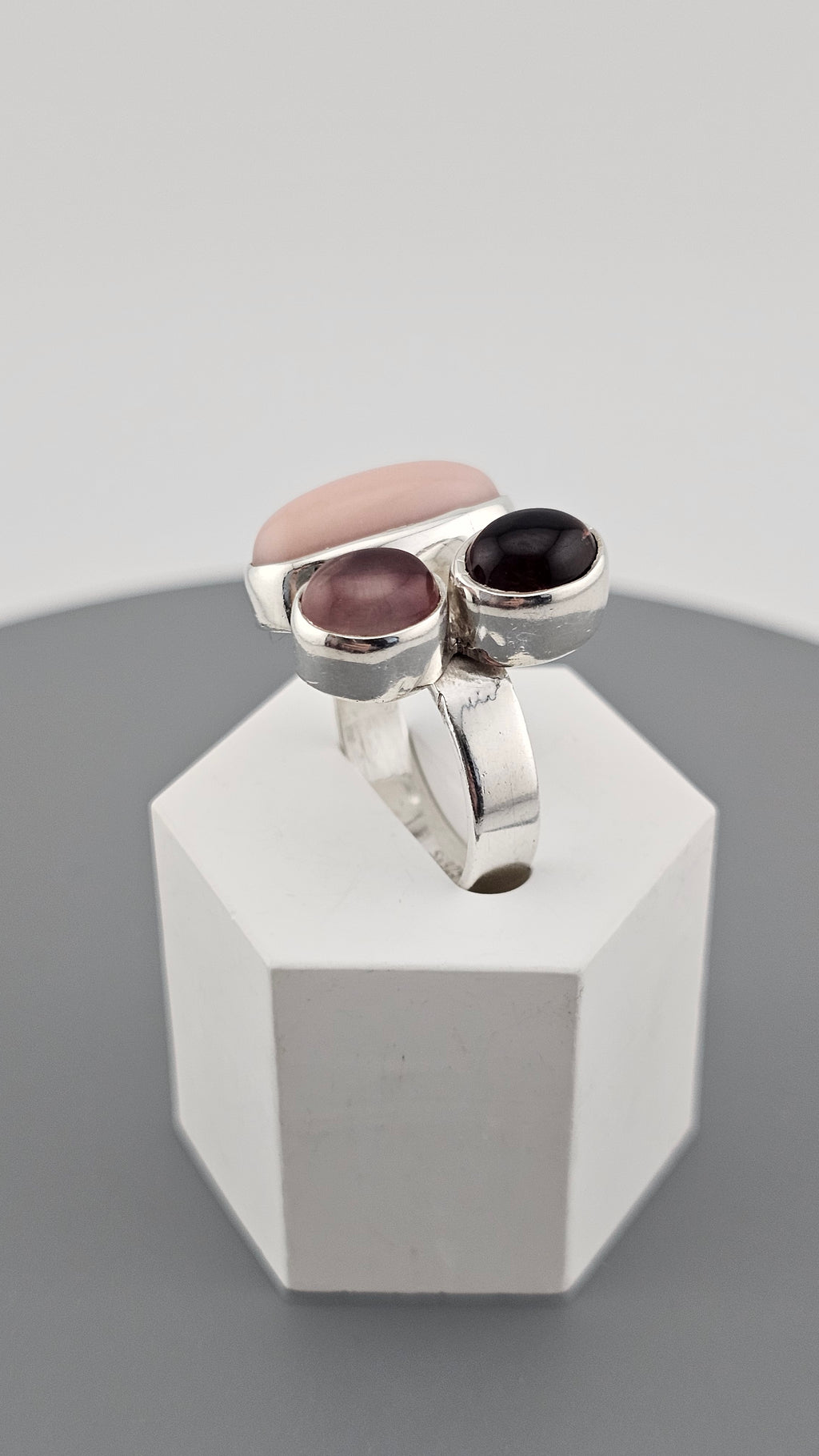 925 Sterling Silver Ring Featuring Multicoloured Gemstones, size N 1/2
