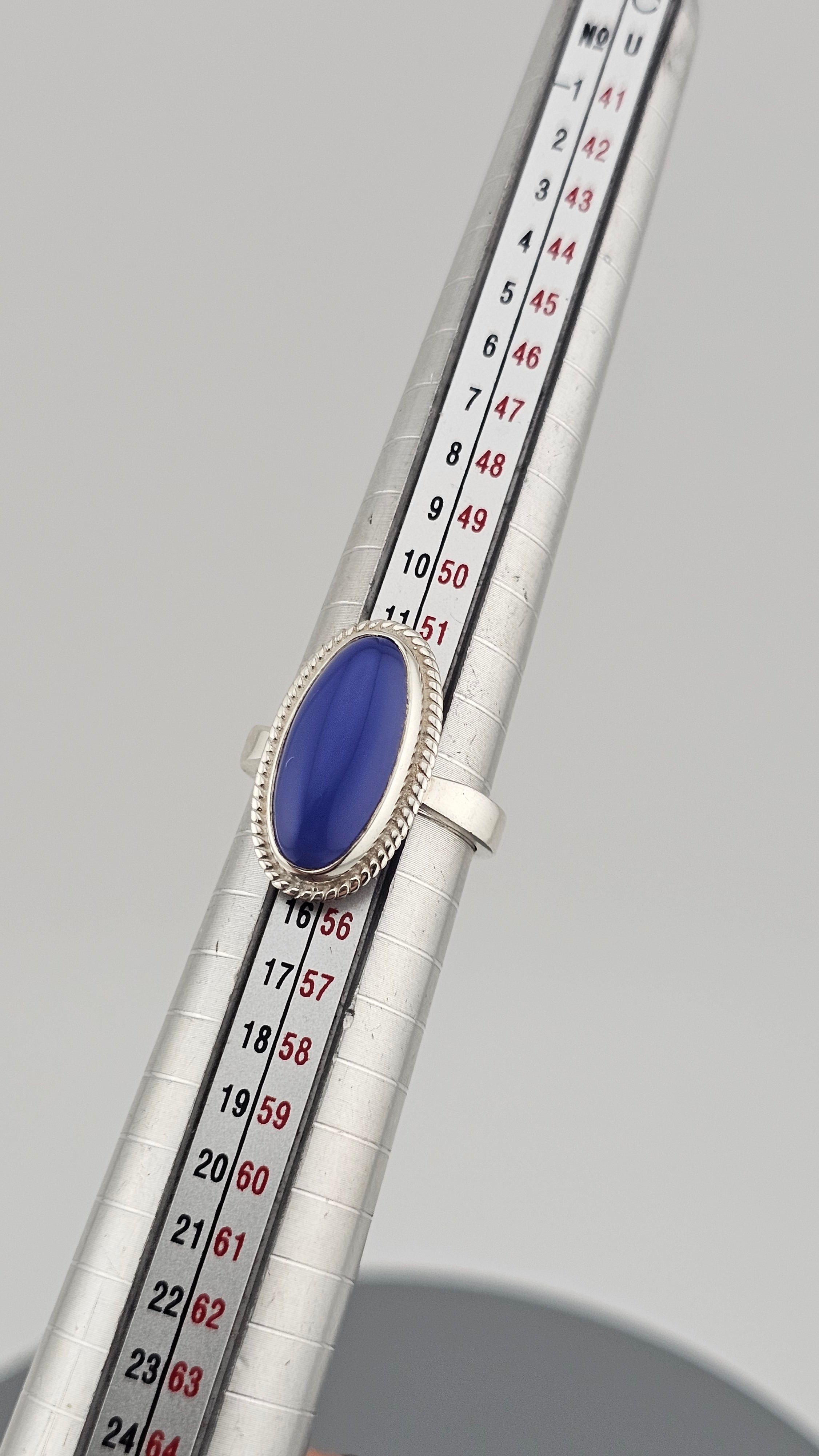 Vintage 1986 Edinburgh Sterling Silver Ring set with Blue Chalcedony, size M 1/2