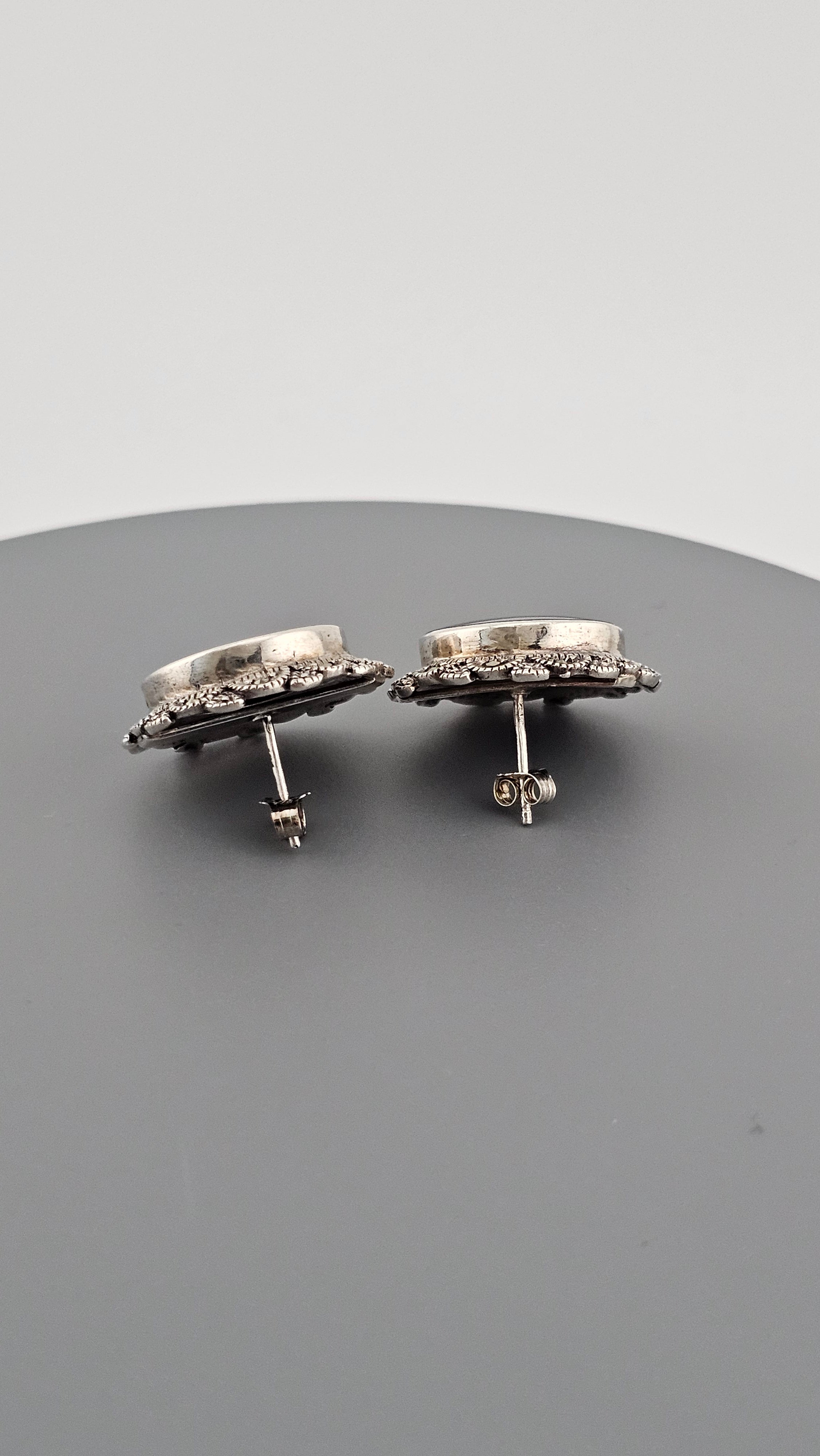 Vintage 925 Sterling Silver Large Round Stud Earrings set with Black Onyx & Marcasites