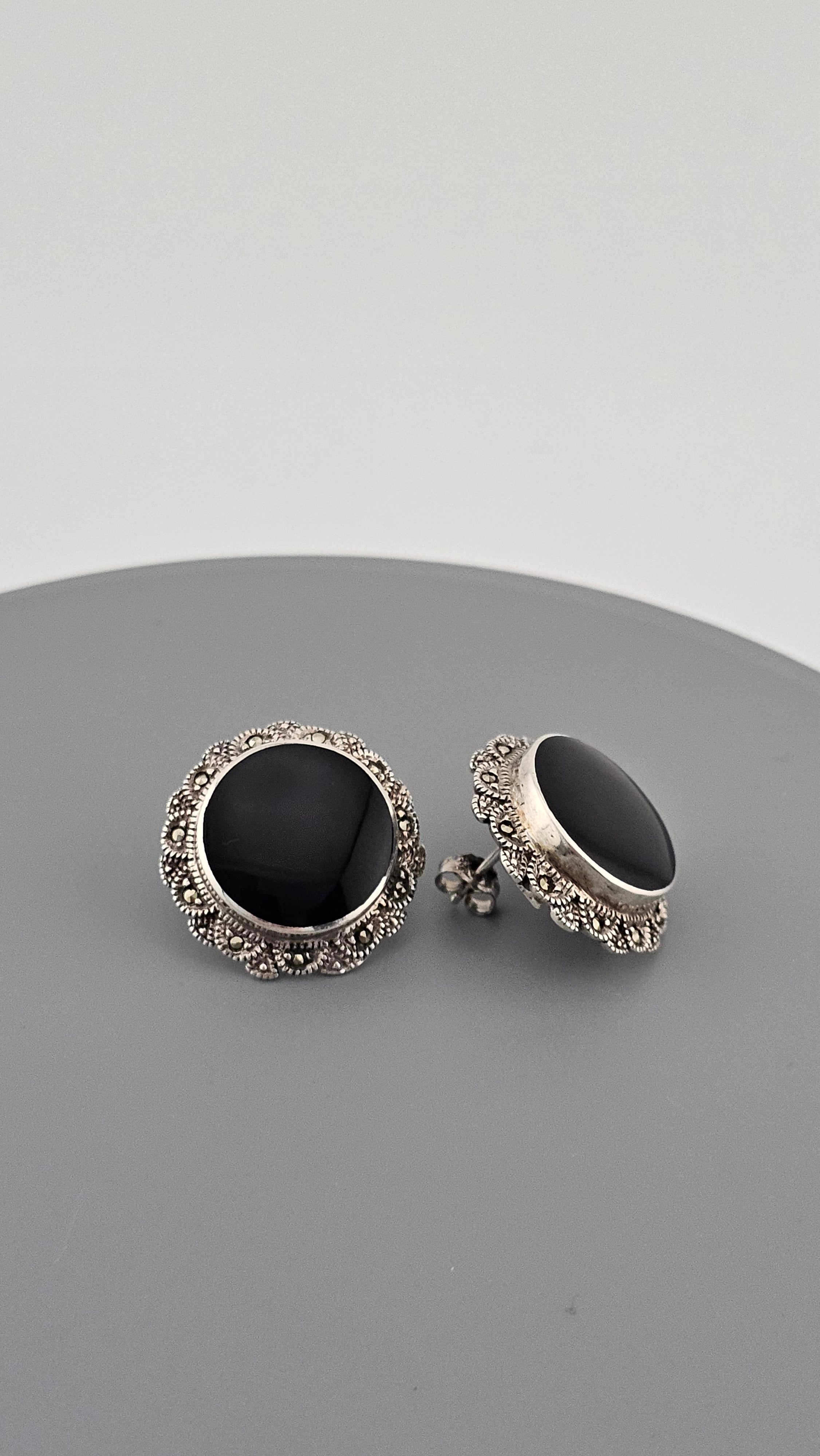 Vintage 925 Sterling Silver Large Round Stud Earrings set with Black Onyx & Marcasites