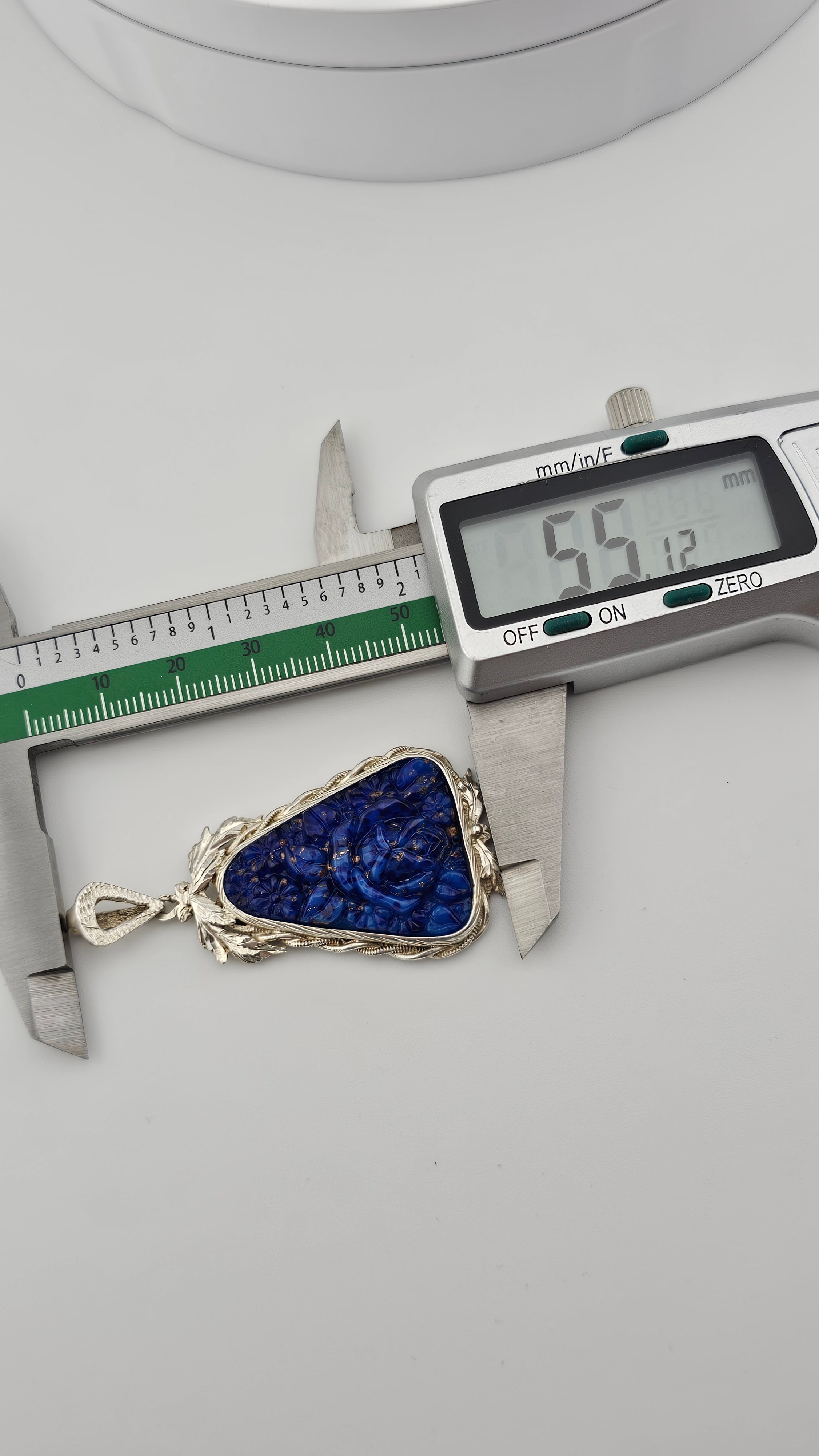 Vintage 925 Sterling Silver Pendant set with Natural Lapis Lazuli