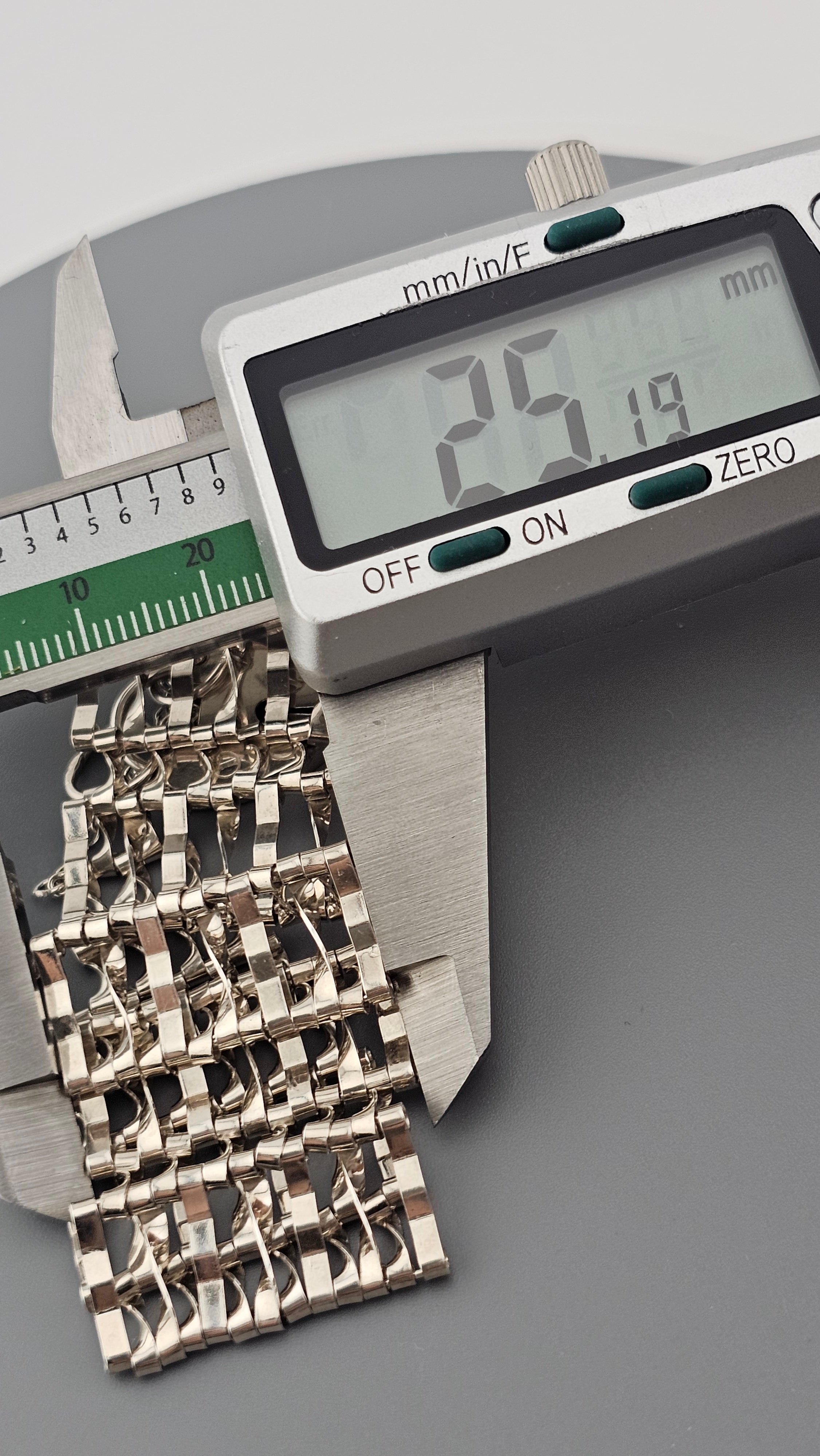 Vintage 925 Sterling Silver Gate Bracelet Featuring Heart Padlock Clasp