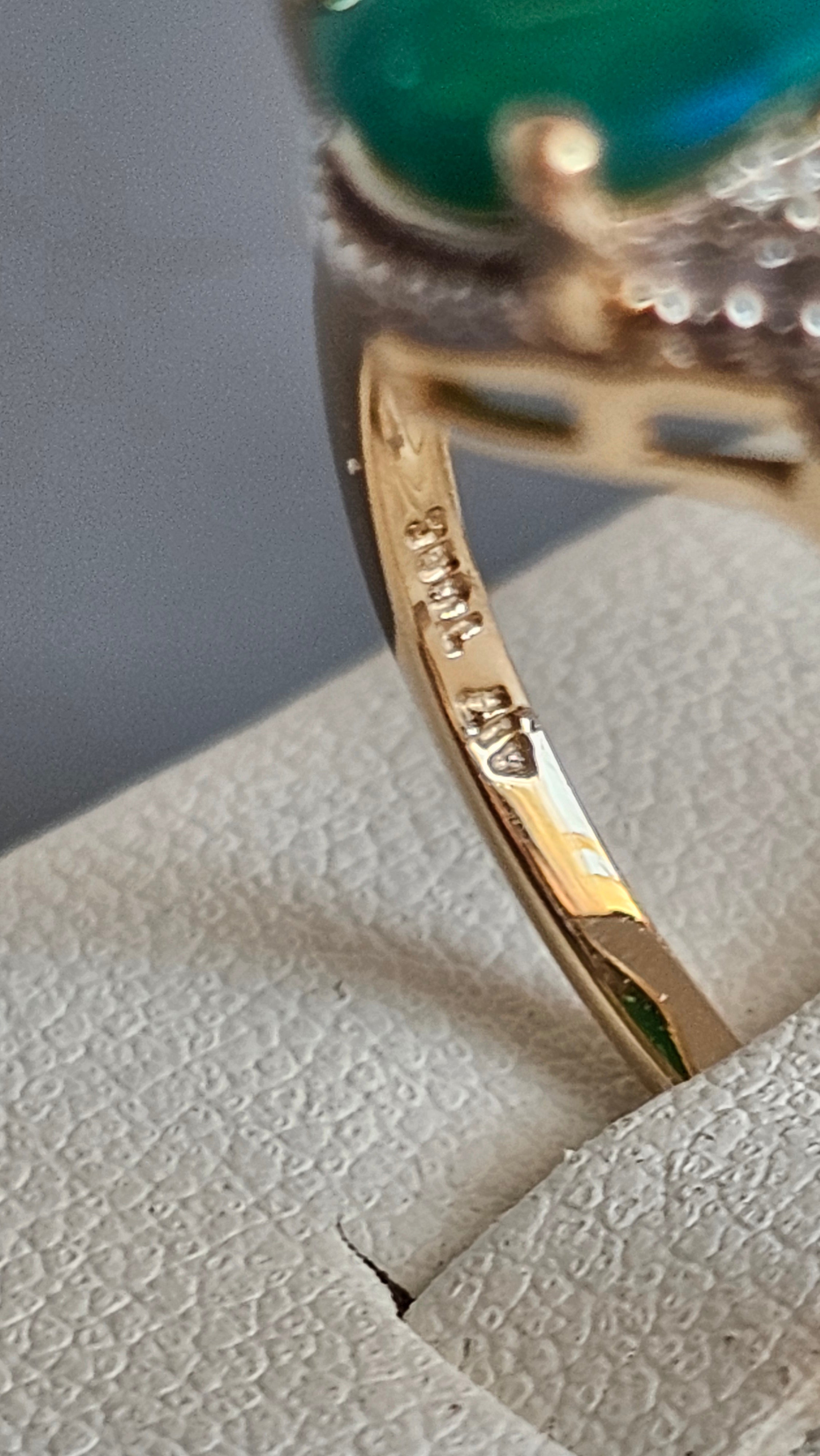 Elegant 10ct Yellow Gold Natural Green Opal & Diamond Accent Ring