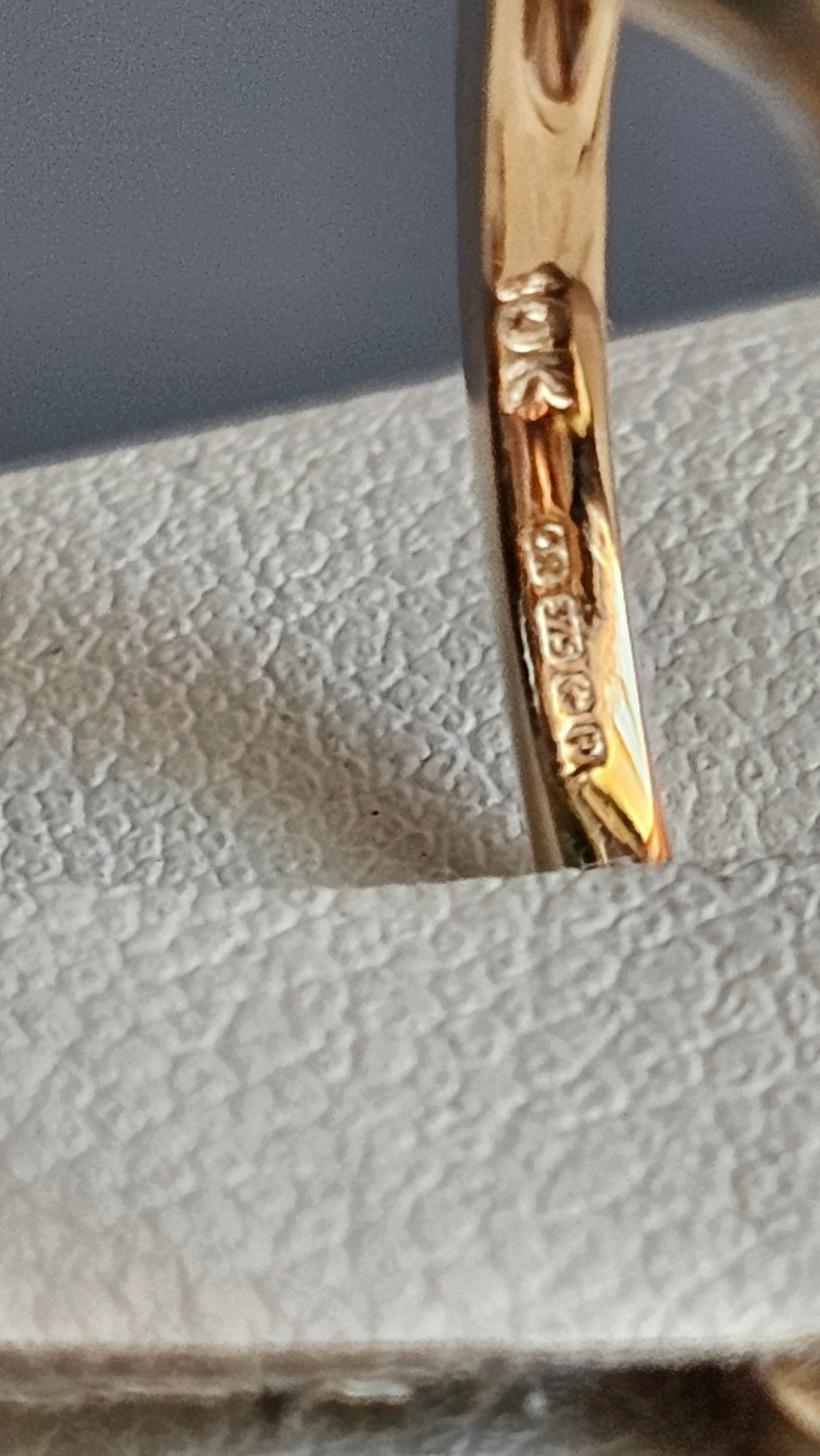 Elegant 10ct Yellow Gold Natural Green Opal & Diamond Accent Ring