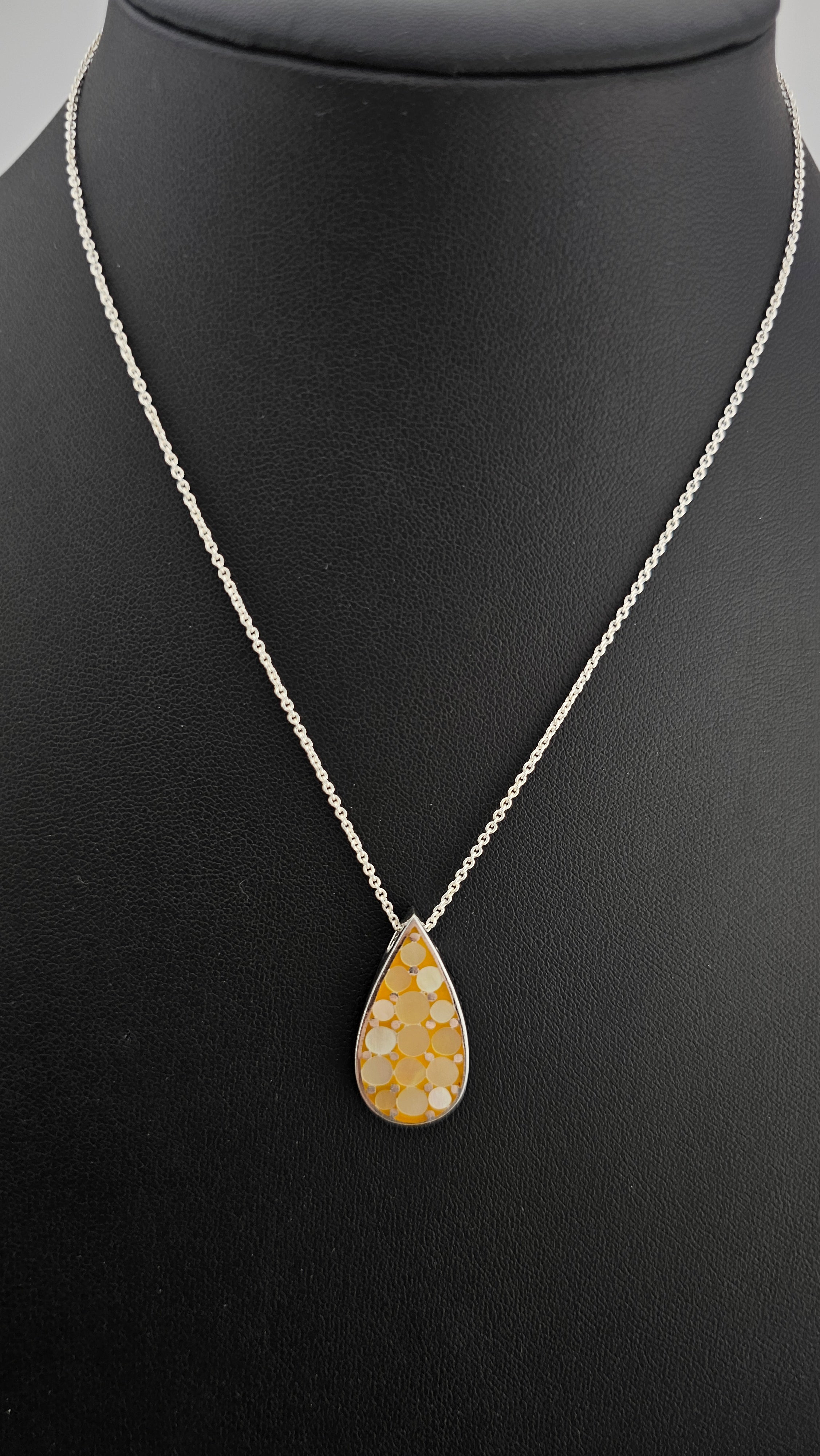 Vintage 925 Sterling Silver Pendant Necklace Featuring Mother of Pearl Inley