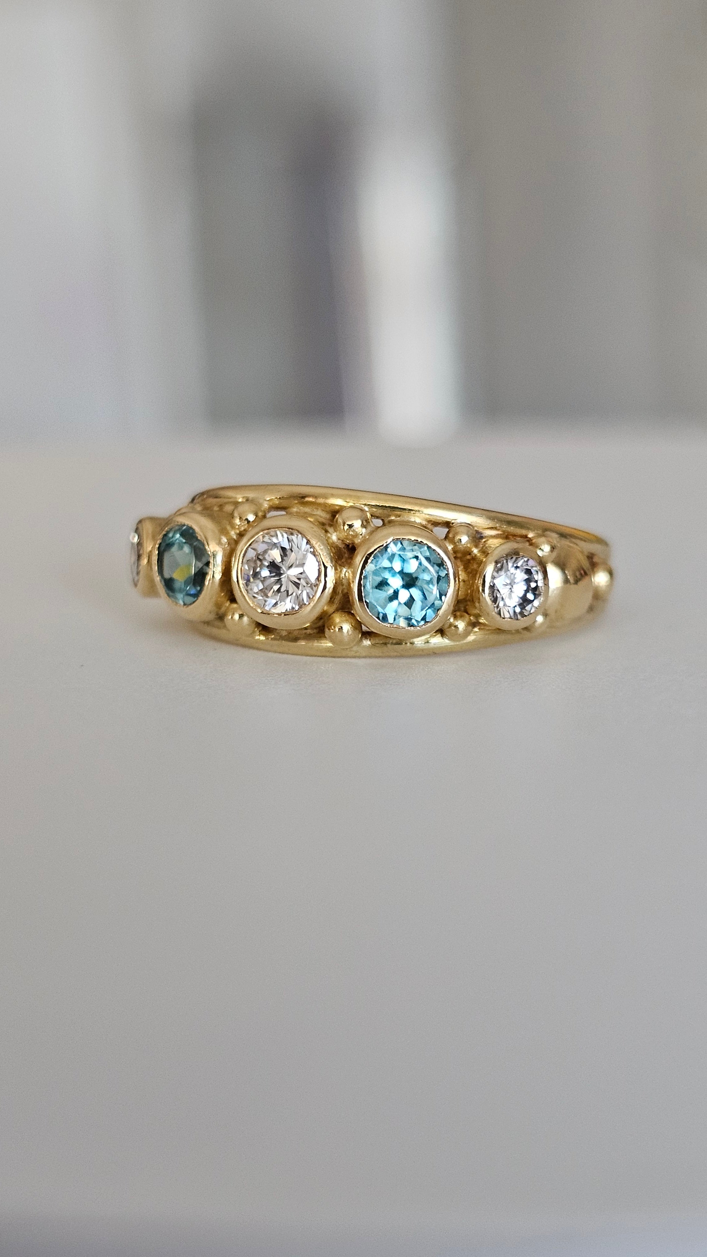 Vintage One of a Kind 18ct Yellow Gold Five Stone Ring