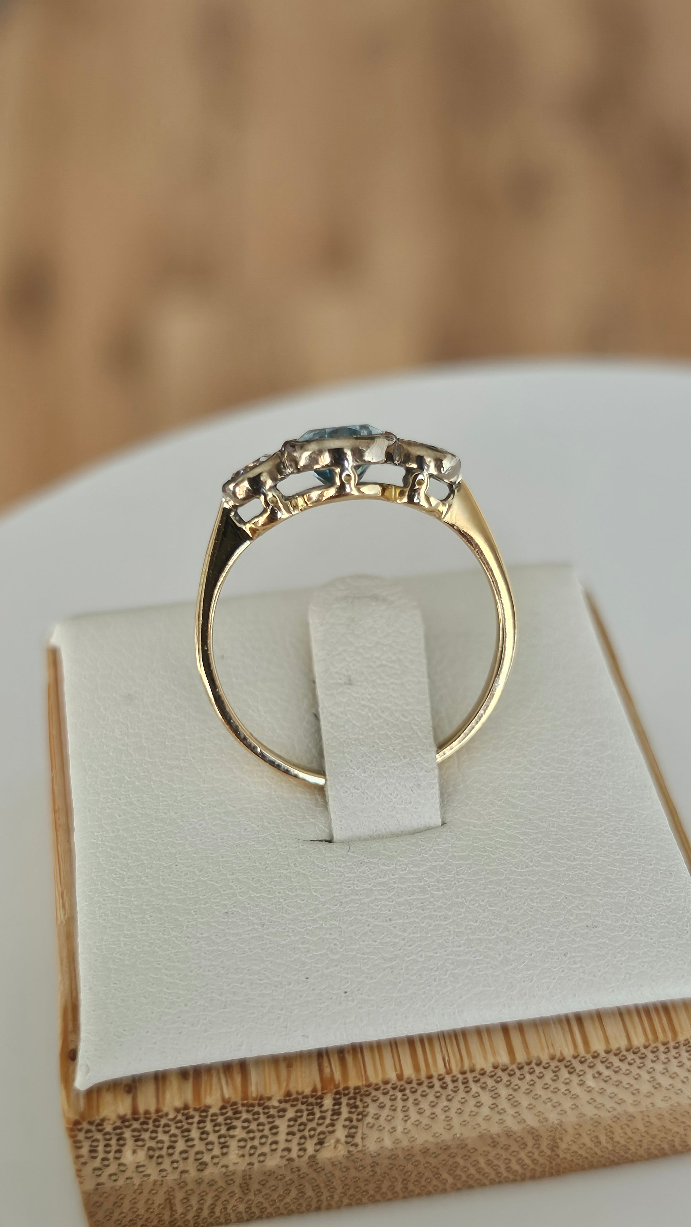 Pre-Loved 18K Yellow Gold Natural Aquamarine (1.25ct) & Diamond Trilogy Ring - Size UK N (2.65g) - WGI Certified