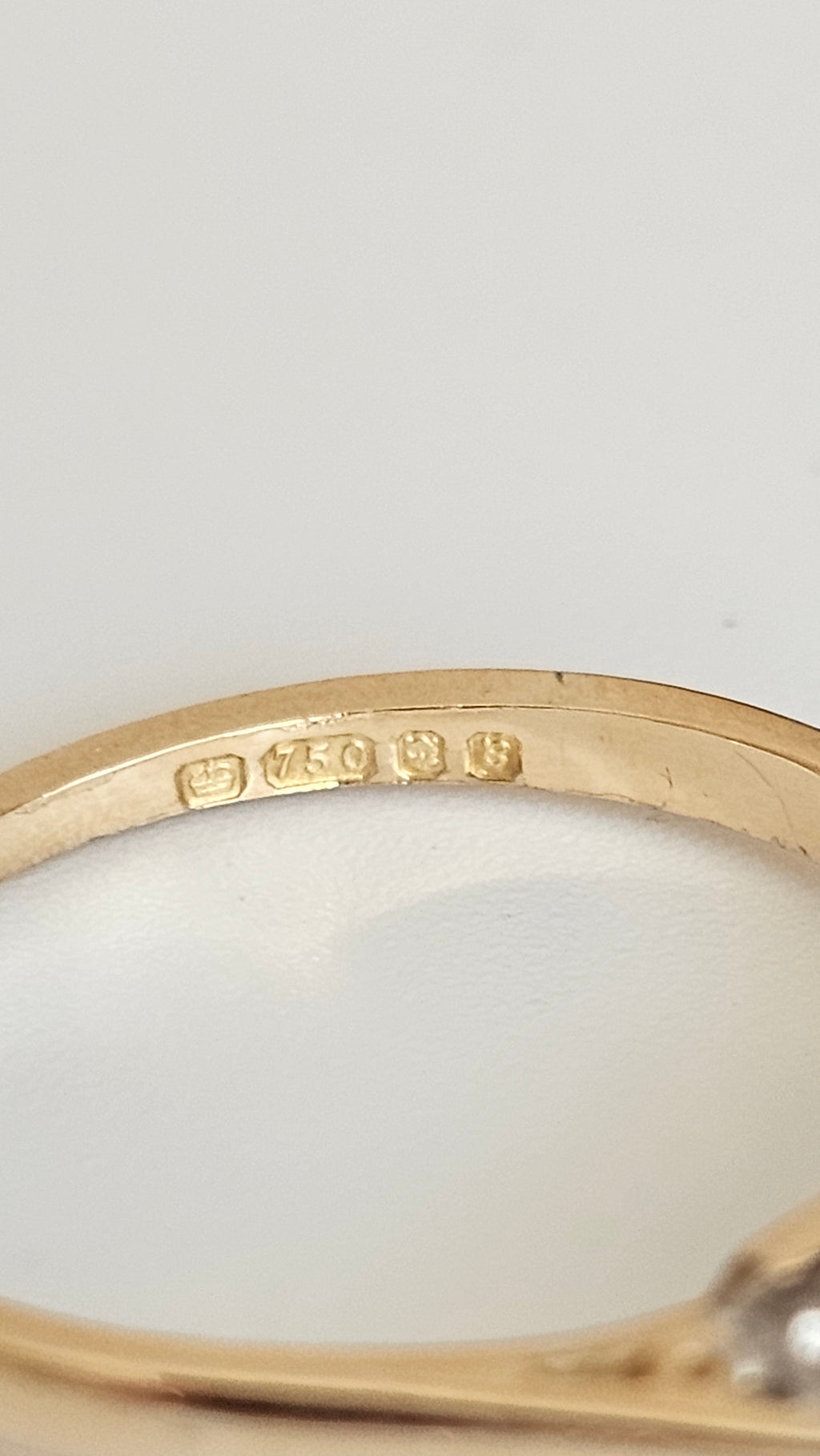 18k Yellow Gold Platinum Diamond Trilogy Ring 0.30ct Size M Vintage 1976