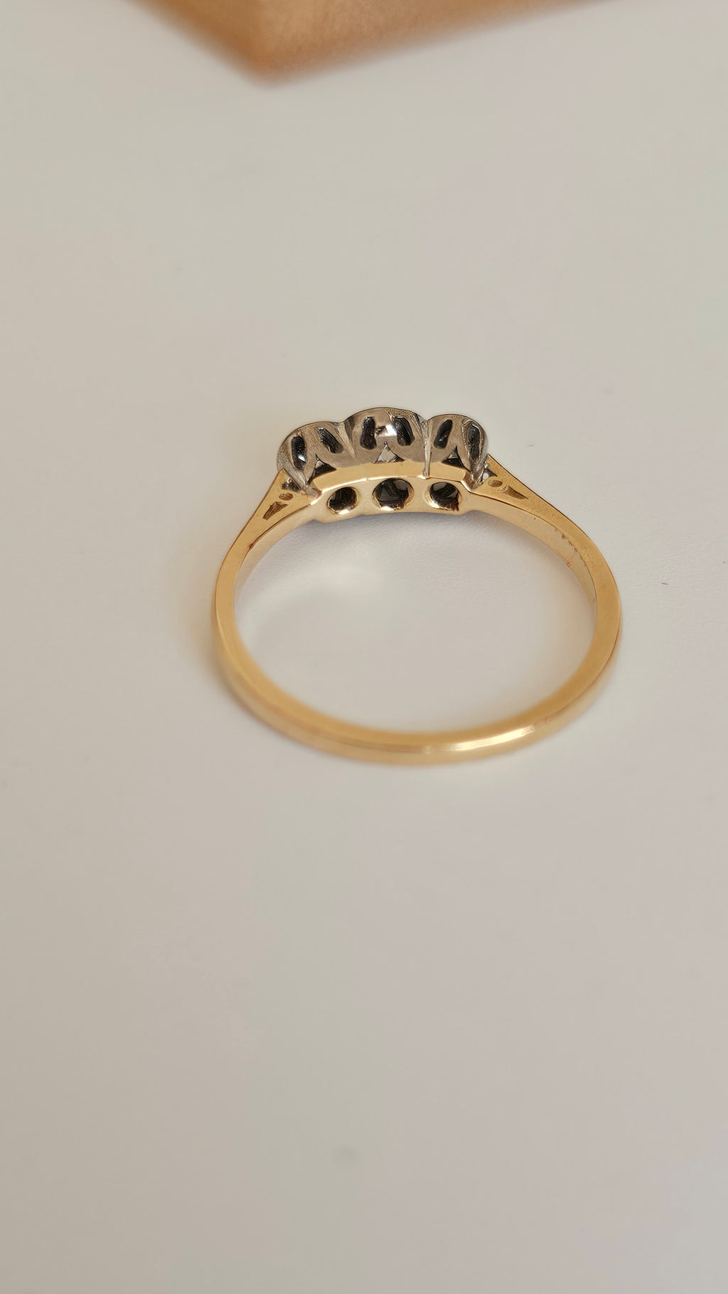 18k Yellow Gold Platinum Diamond Trilogy Ring 0.30ct Size M Vintage 1976
