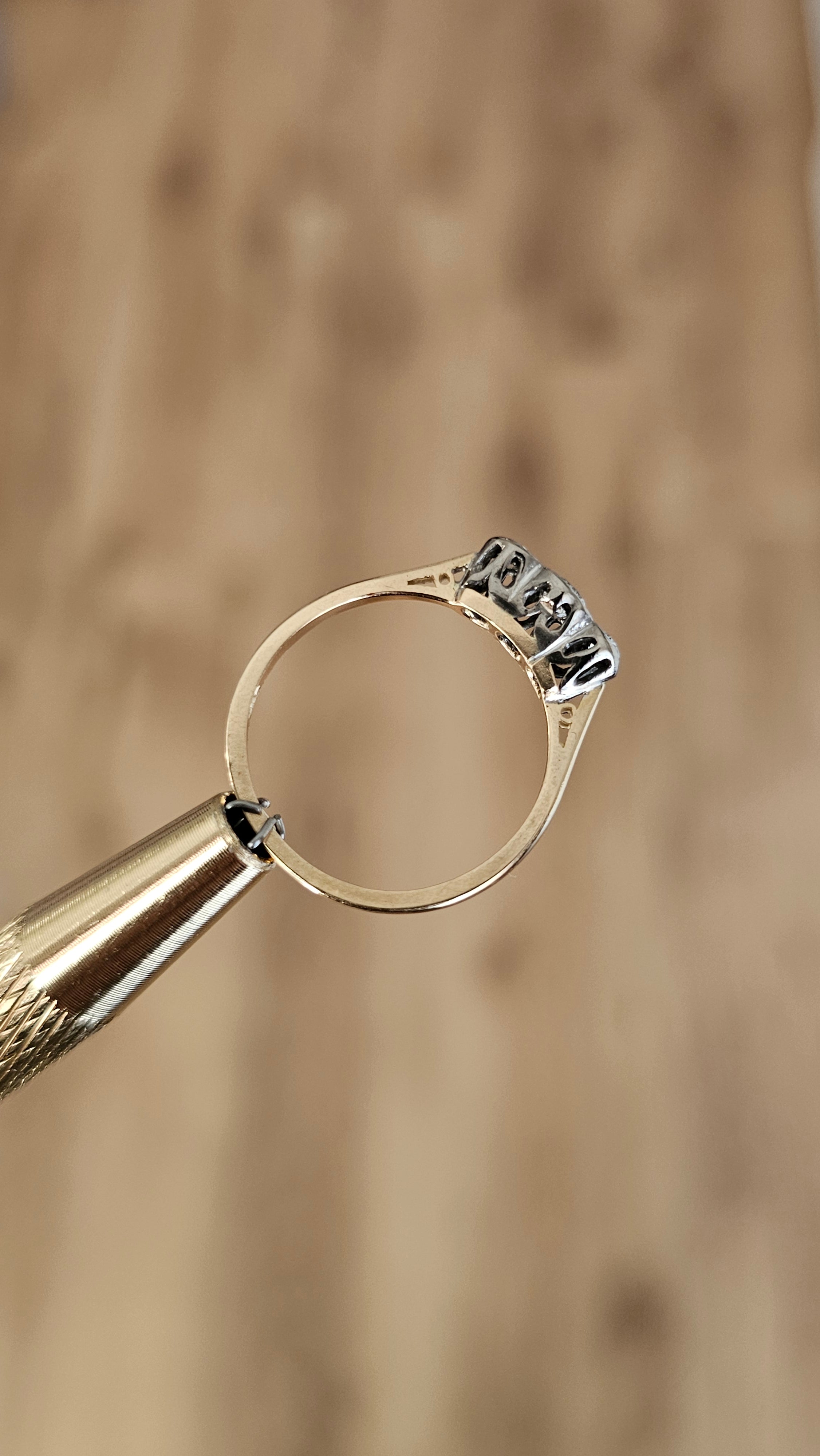 18k Yellow Gold Platinum Diamond Trilogy Ring 0.30ct Size M Vintage 1976