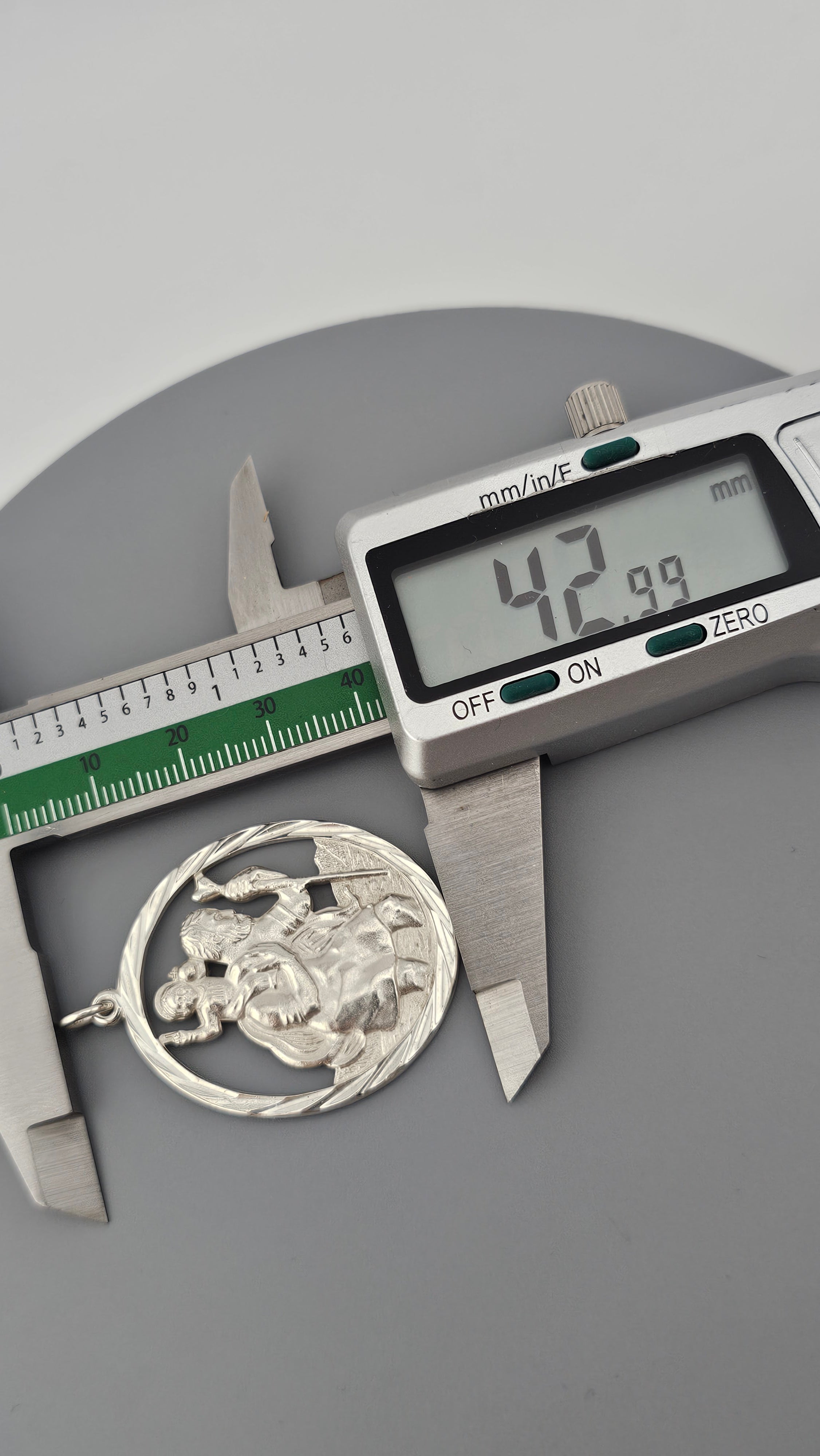 Vintage Fred Manshaw 925 Sterling Silver Large St. Christopher Pendant (12.16g)