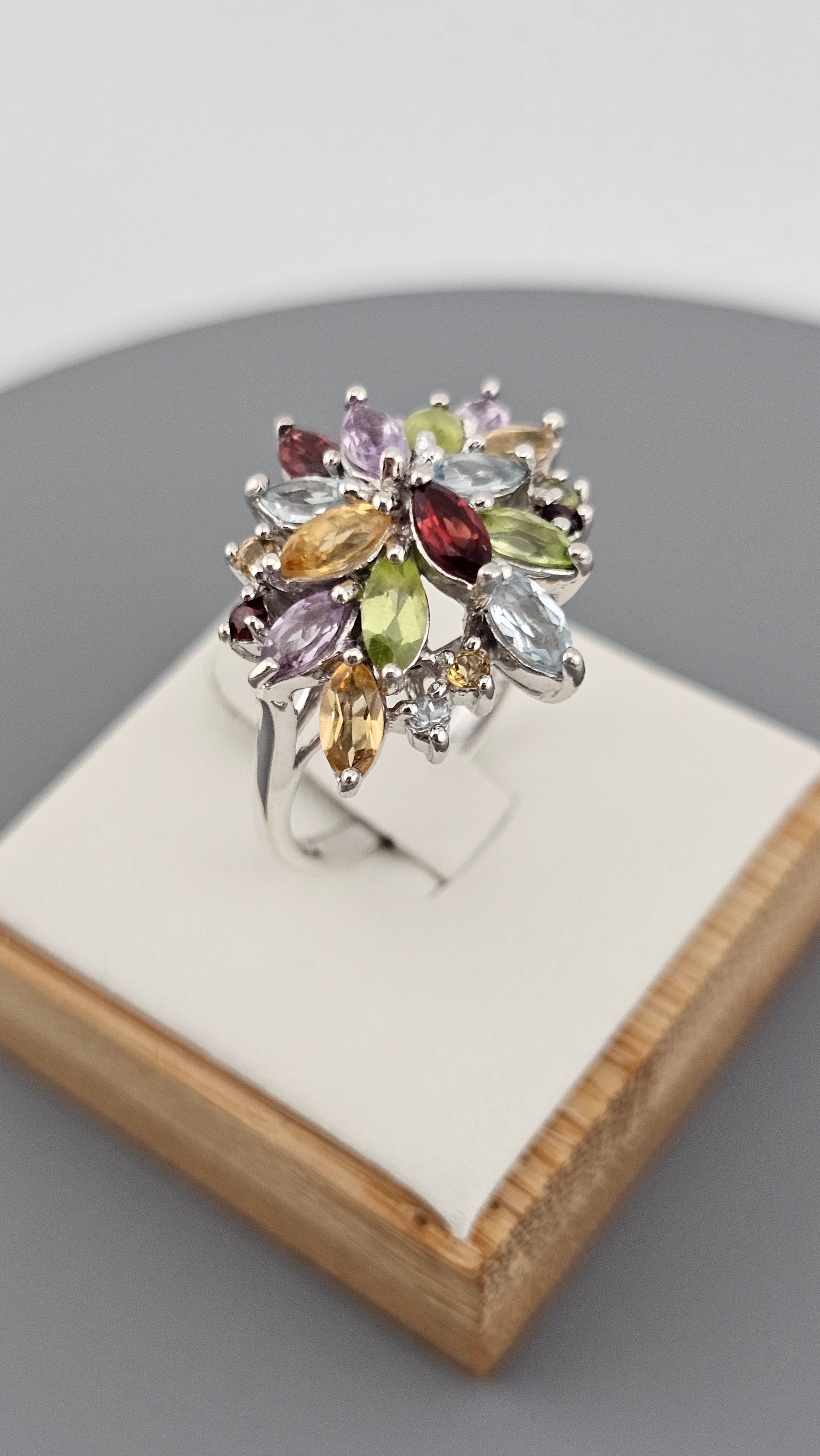 925 Sterling Silver Multi-Gemstone Cluster Statement Ring - Size Q 1/2 (US 8.5)