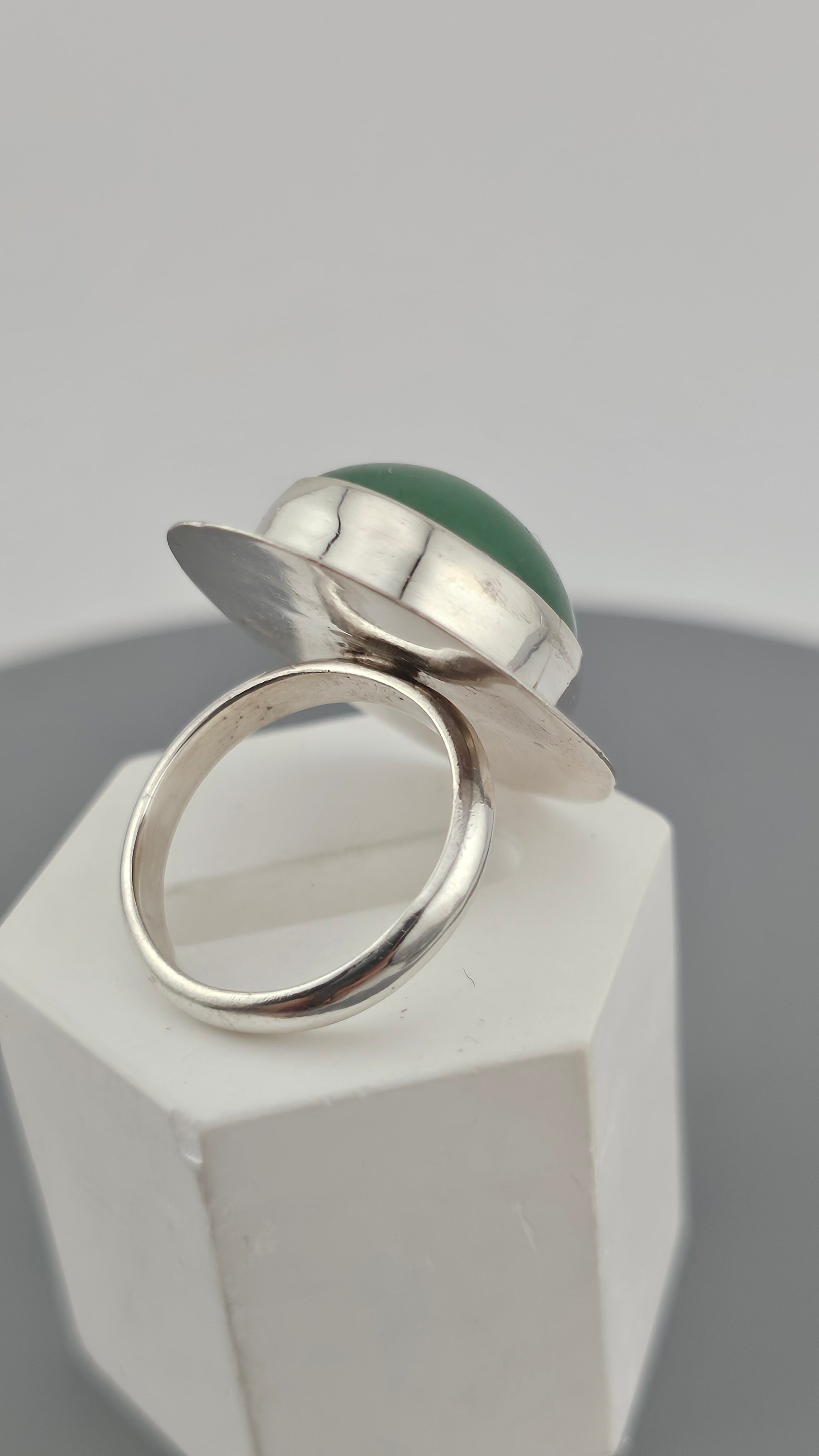 Bold 925 Sterling Silver Green Aventurine Cabochon Statement Ring - Size L 1/2 (US 6)