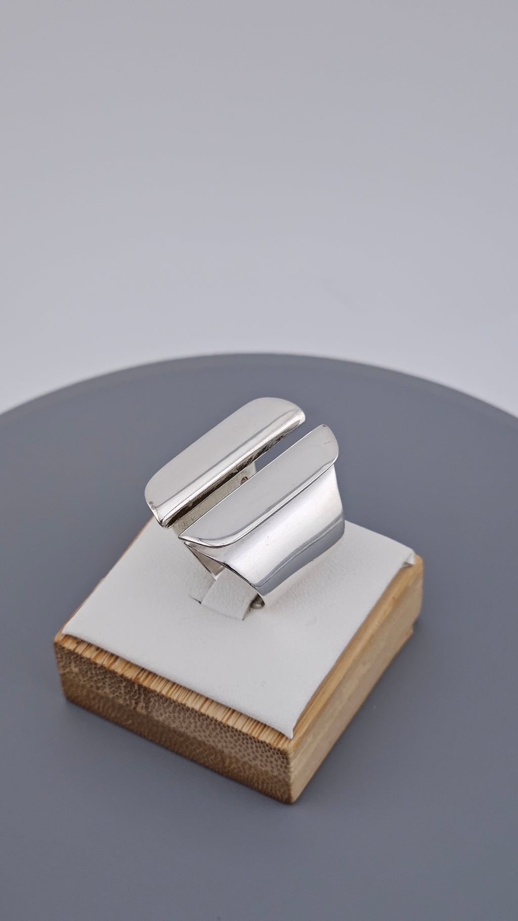 Bold Vintage 925 Sterling Silver Statement Ring 12.66g