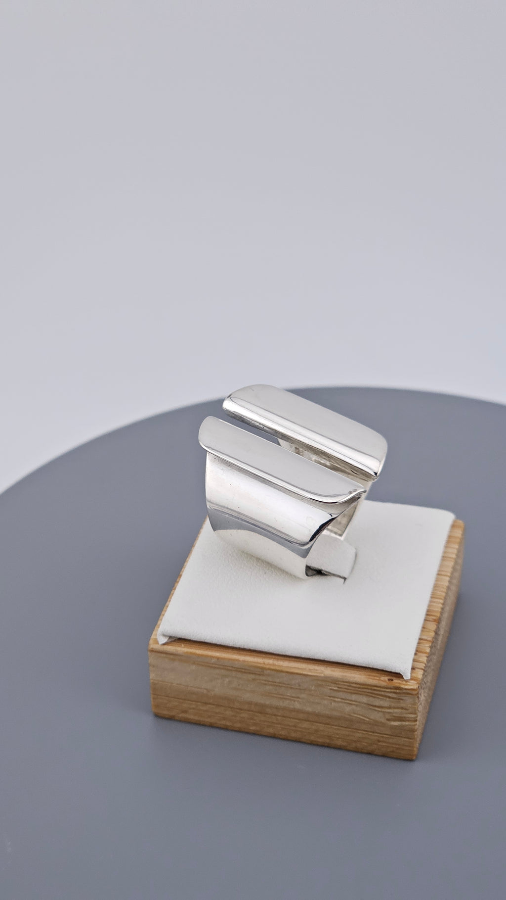 Bold Vintage 925 Sterling Silver Statement Ring 12.66g