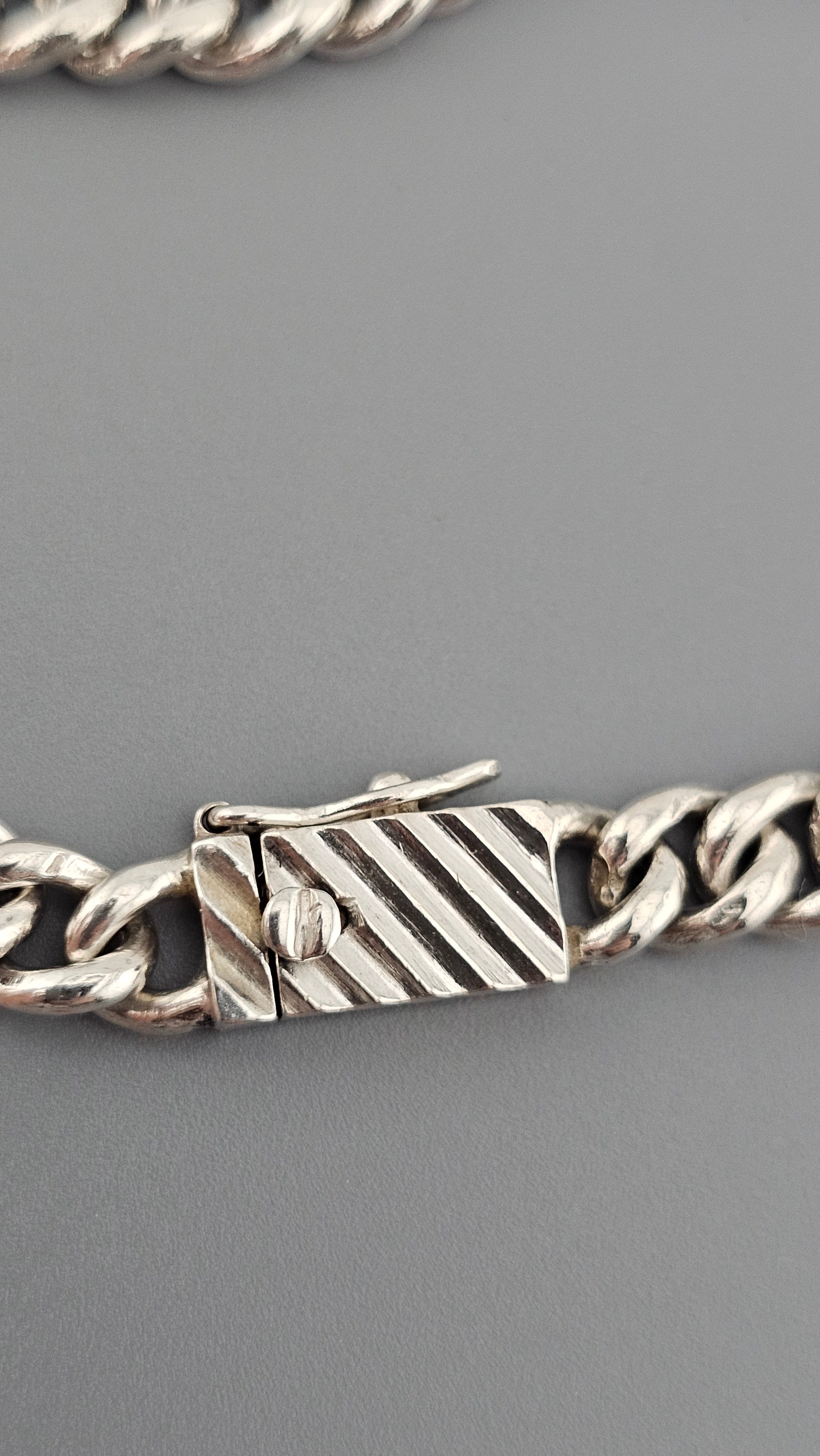 Vintage 925 Sterling Silver Curb Link Bracelet | 20cm | Etched Box Clasp