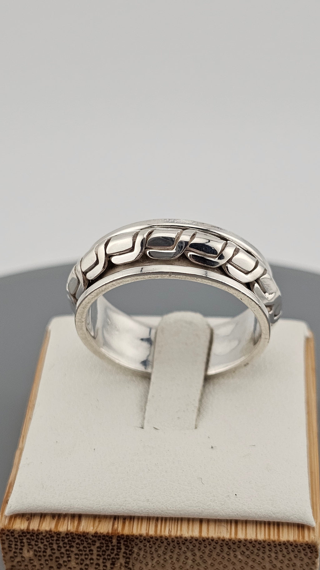 925 Sterling Silver Spinner Ring | Size UK X 1/2 (US 12) | 9.21g | 8.28mm Wide