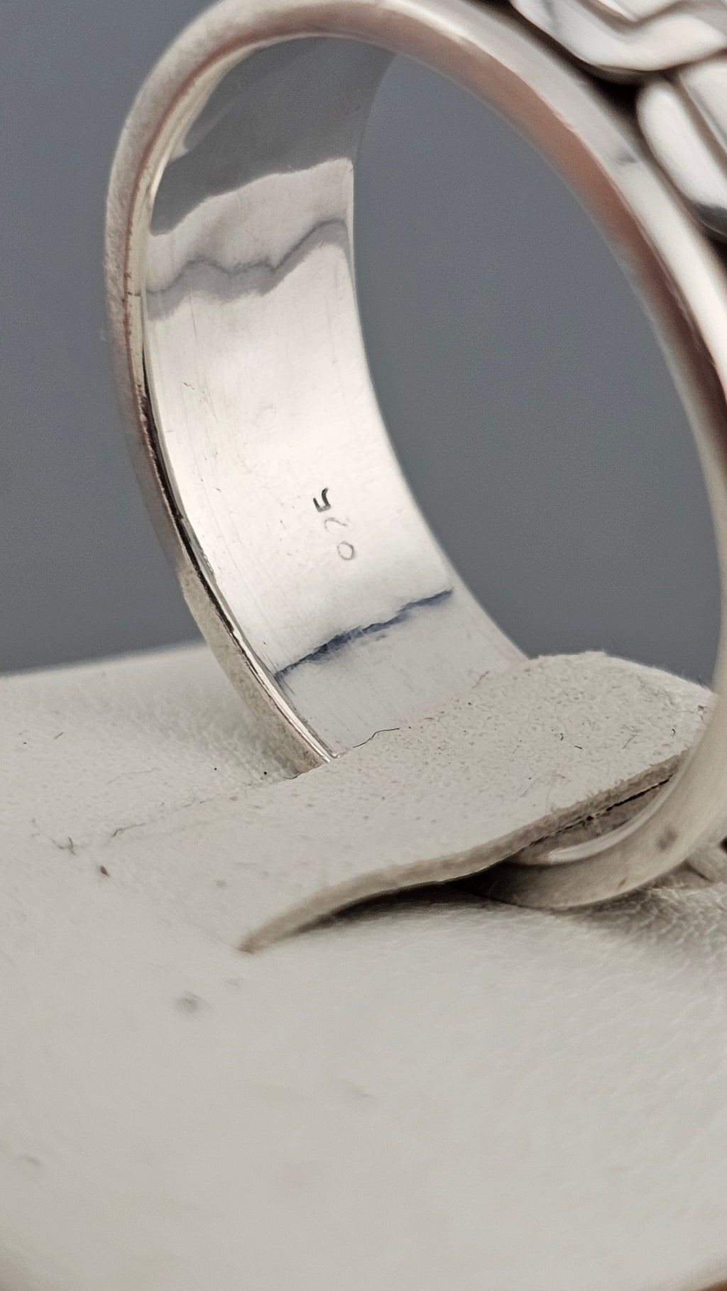 925 Sterling Silver Spinner Ring | Size UK X 1/2 (US 12) | 9.21g | 8.28mm Wide
