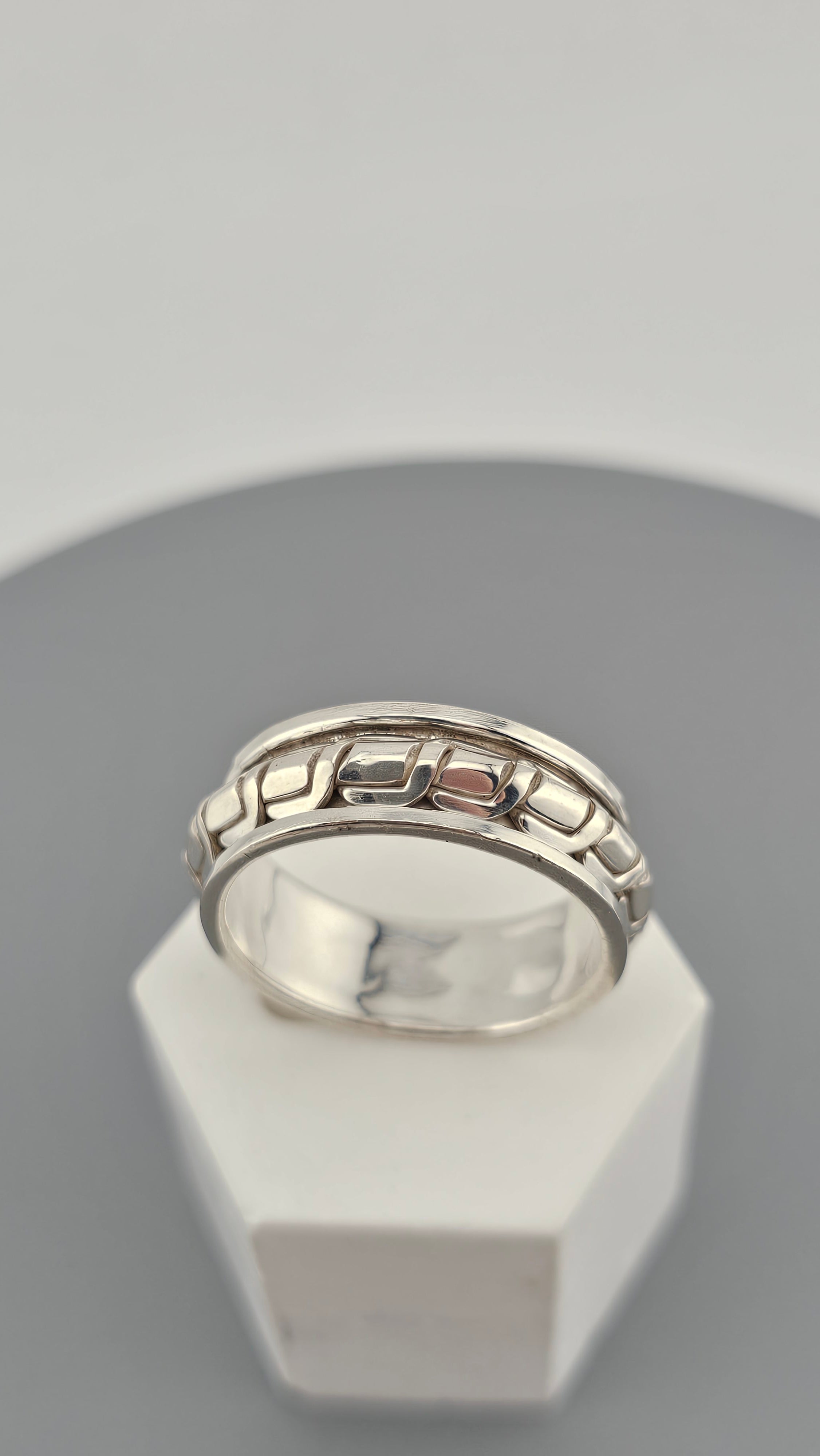 925 Sterling Silver Spinner Ring | Size UK X 1/2 (US 12) | 9.21g | 8.28mm Wide
