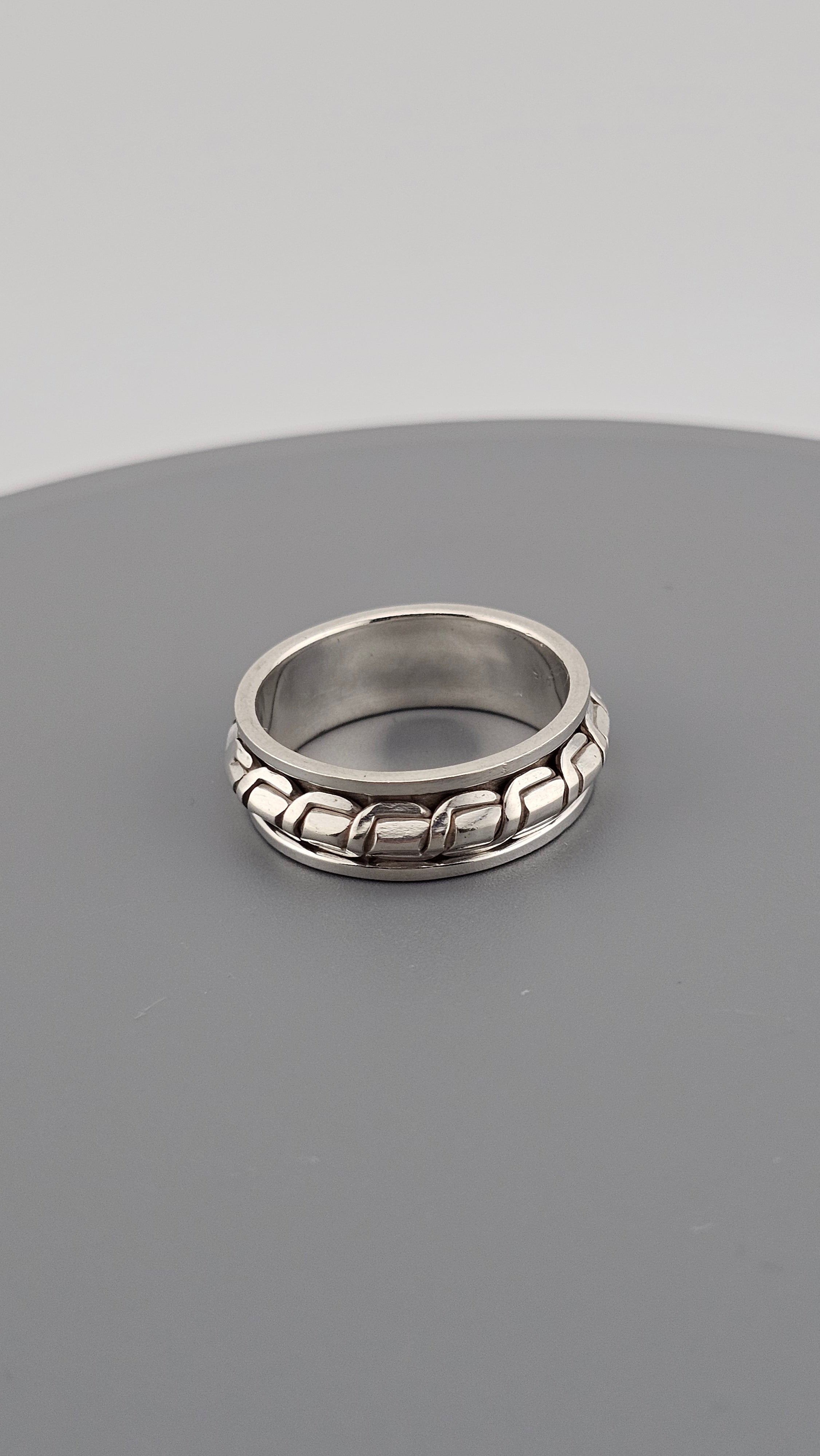 925 Sterling Silver Spinner Ring | Size UK X 1/2 (US 12) | 9.21g | 8.28mm Wide