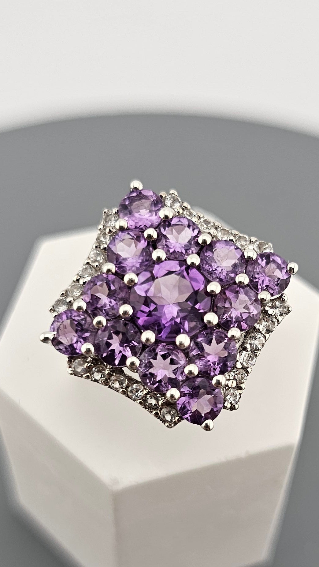Stunning 925 Sterling Silver Amethyst & Clear CZ Statement Ring