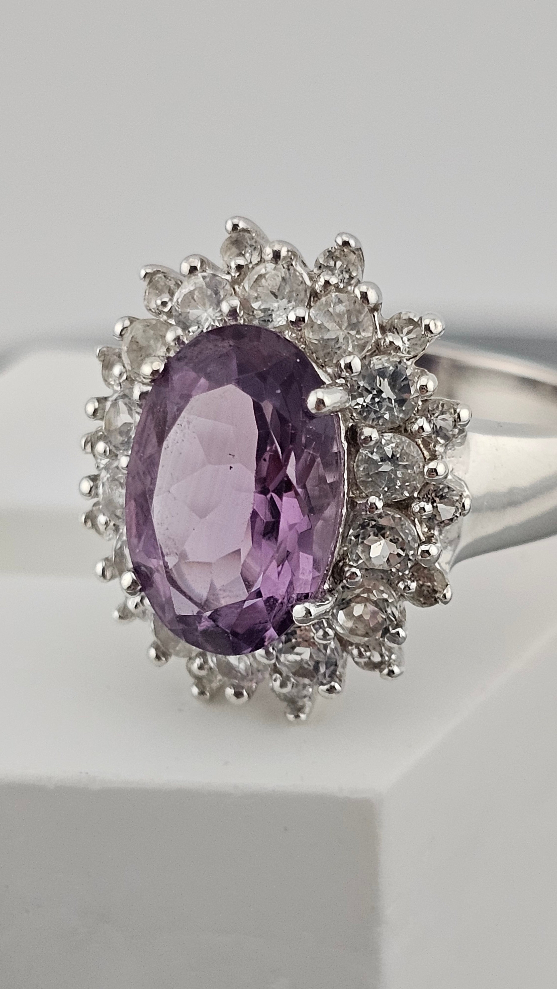 Vintage 925 Sterling Silver Amethyst & Clear CZ Cluster Statement Ring