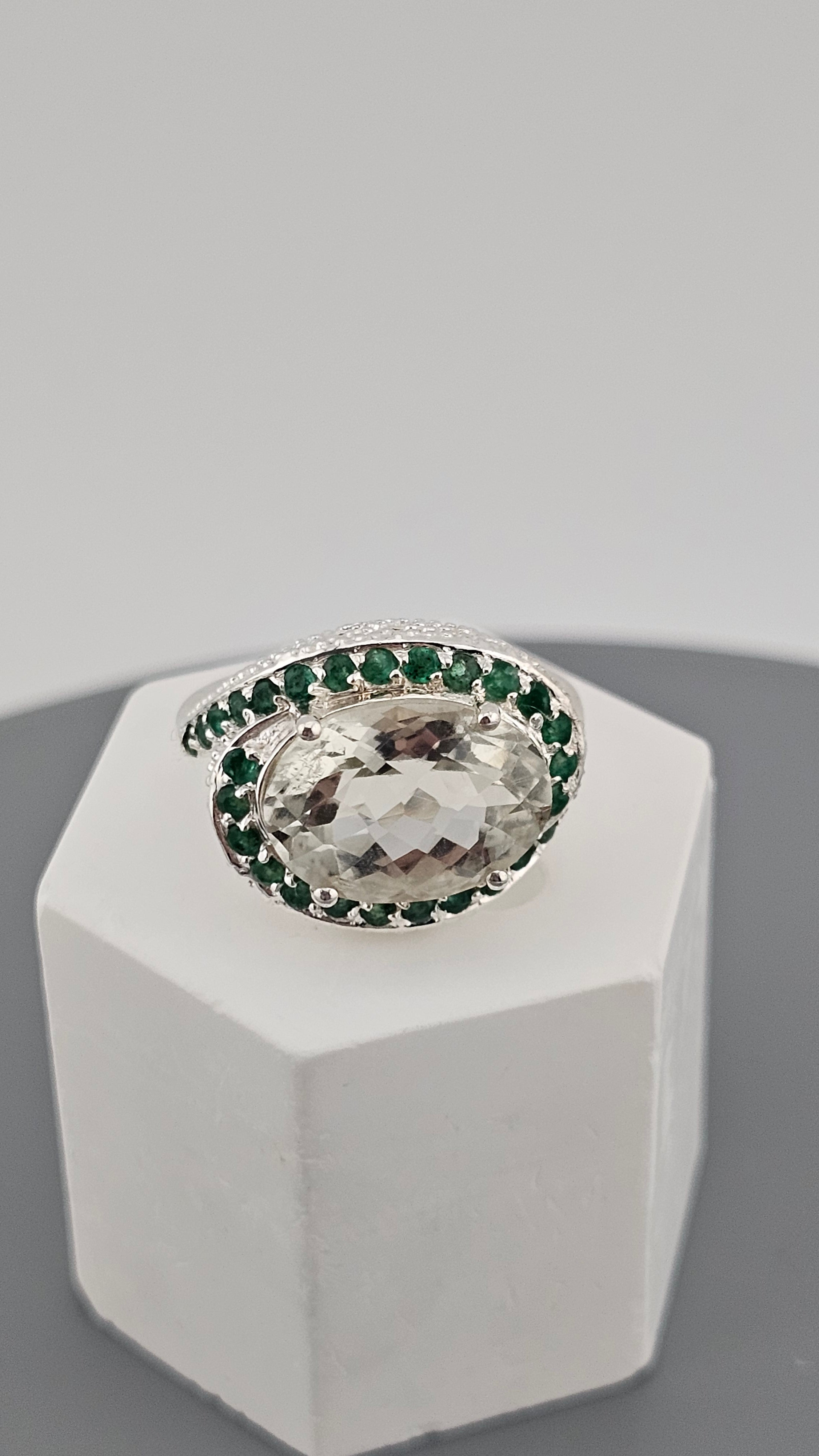 Stunning 925 Sterling Silver Green Amethyst & Emerald Statement Ring