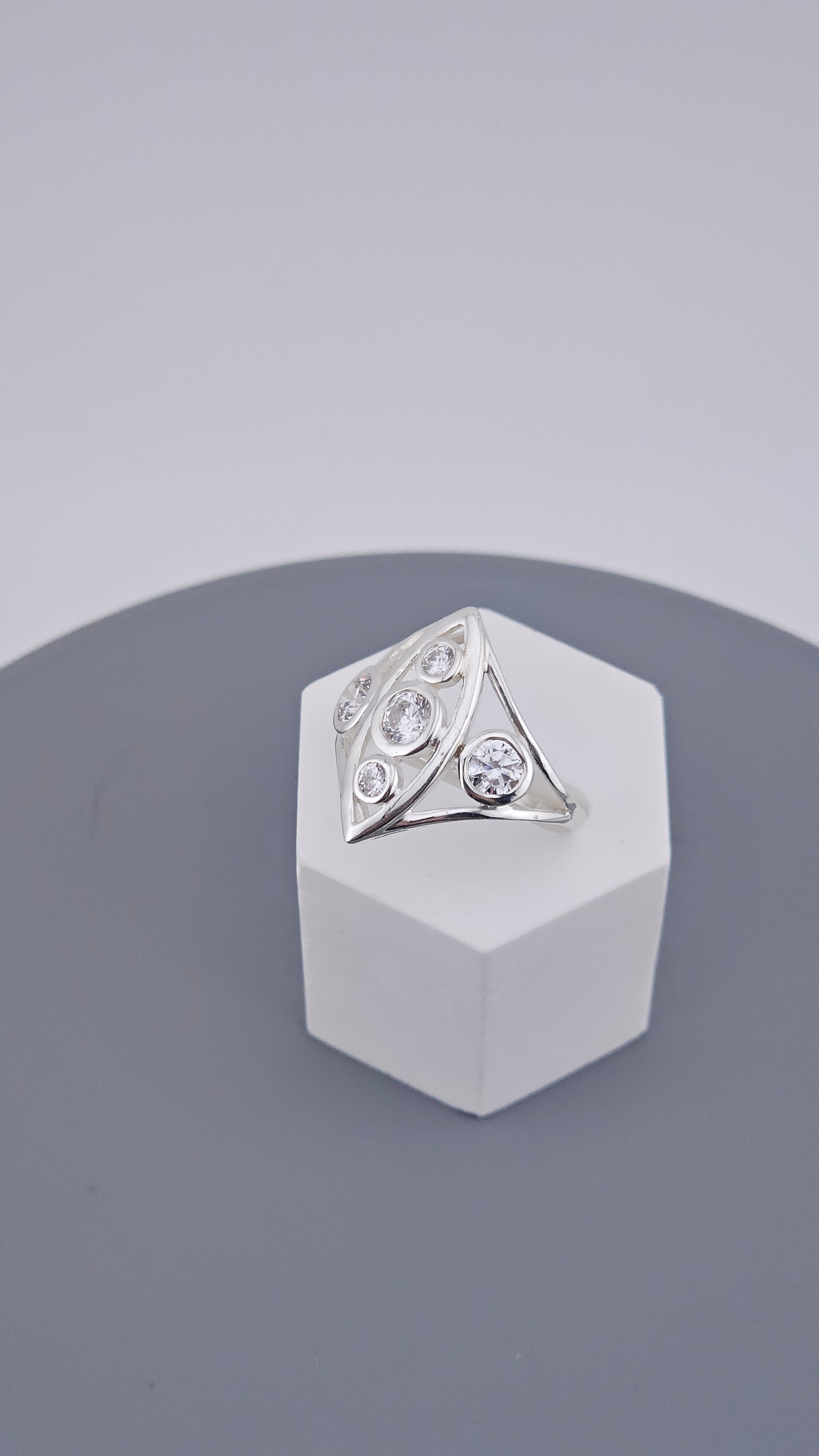 Modernist 925 Sterling Silver Geometric "Bubble" Wave Ring