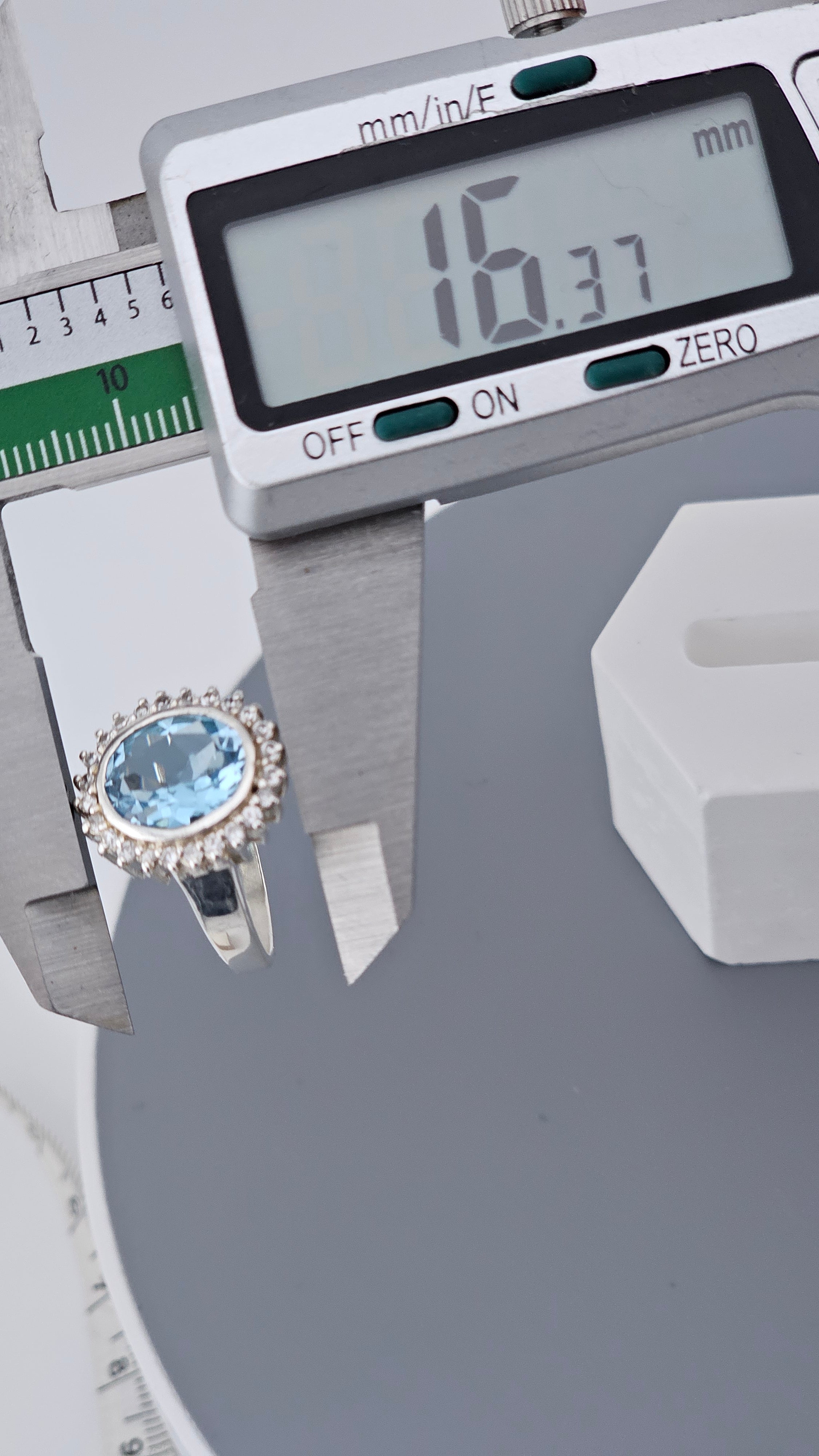 Elegant 925 Sterling Silver Blue Topaz & Cubic Zirconia Cluster Ring