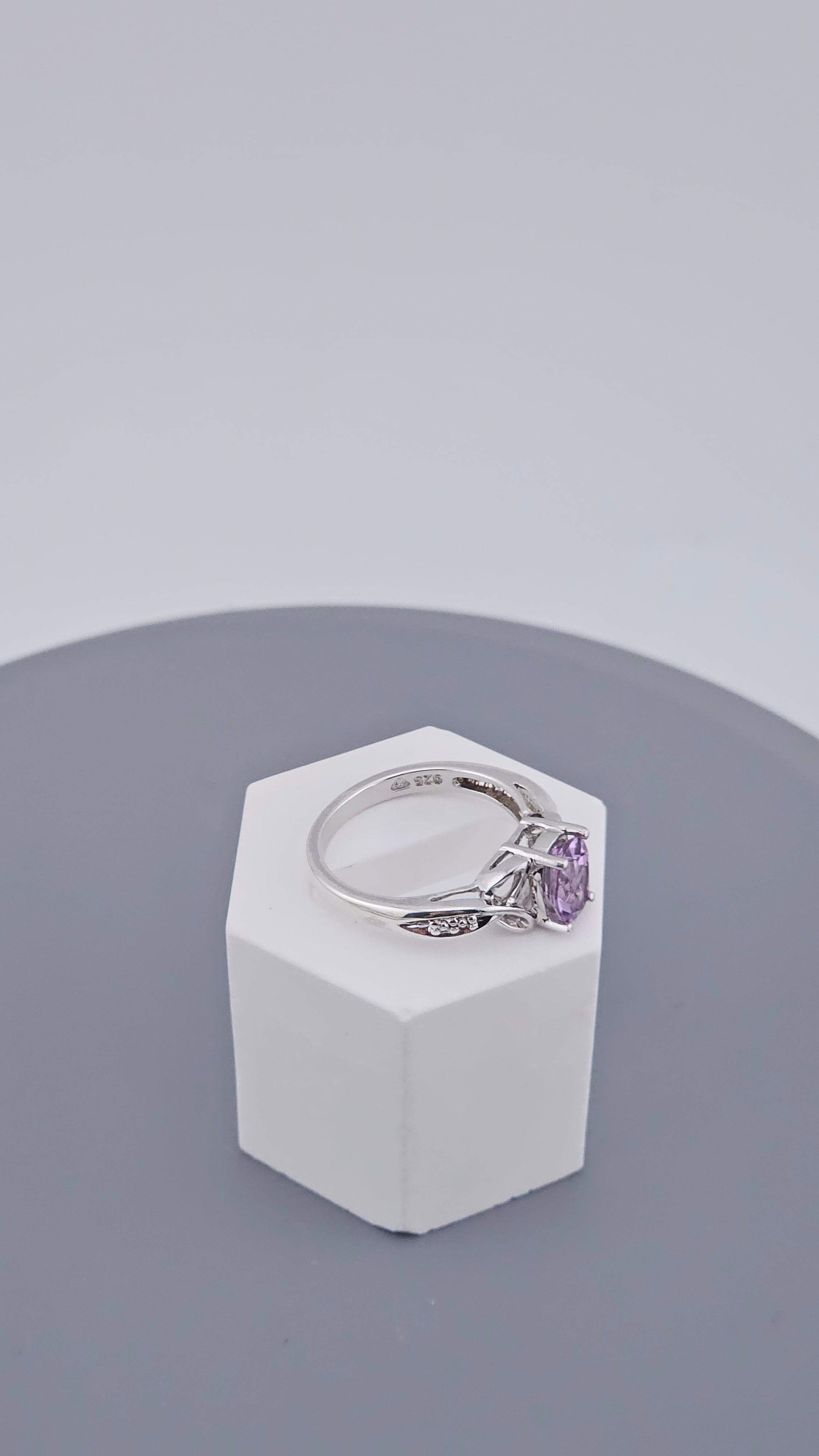 Oval Amethyst Celtic Knot Ring in 925 Sterling Silver