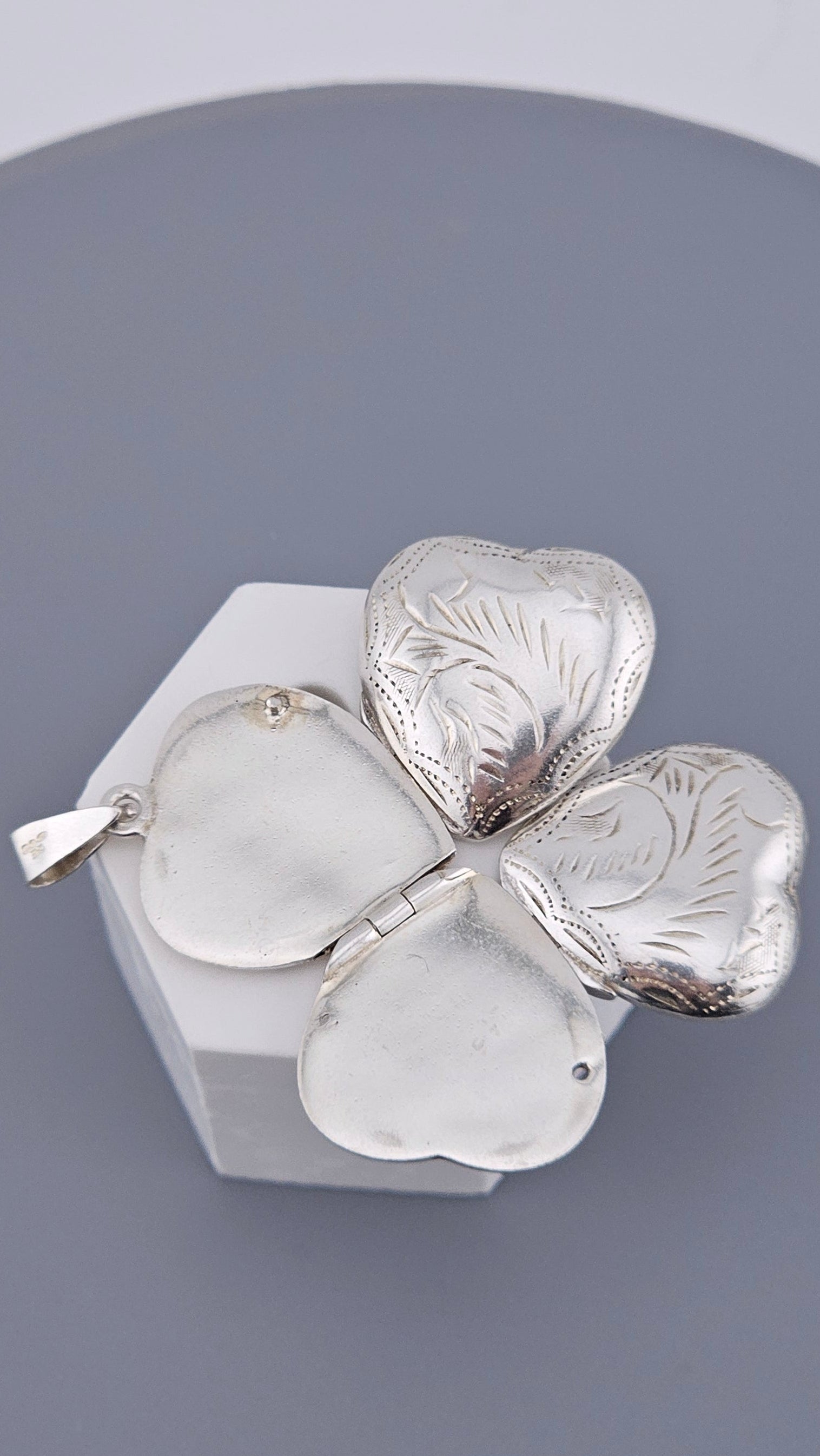 Vintage 925 Sterling Silver Four-Window Heart Locket