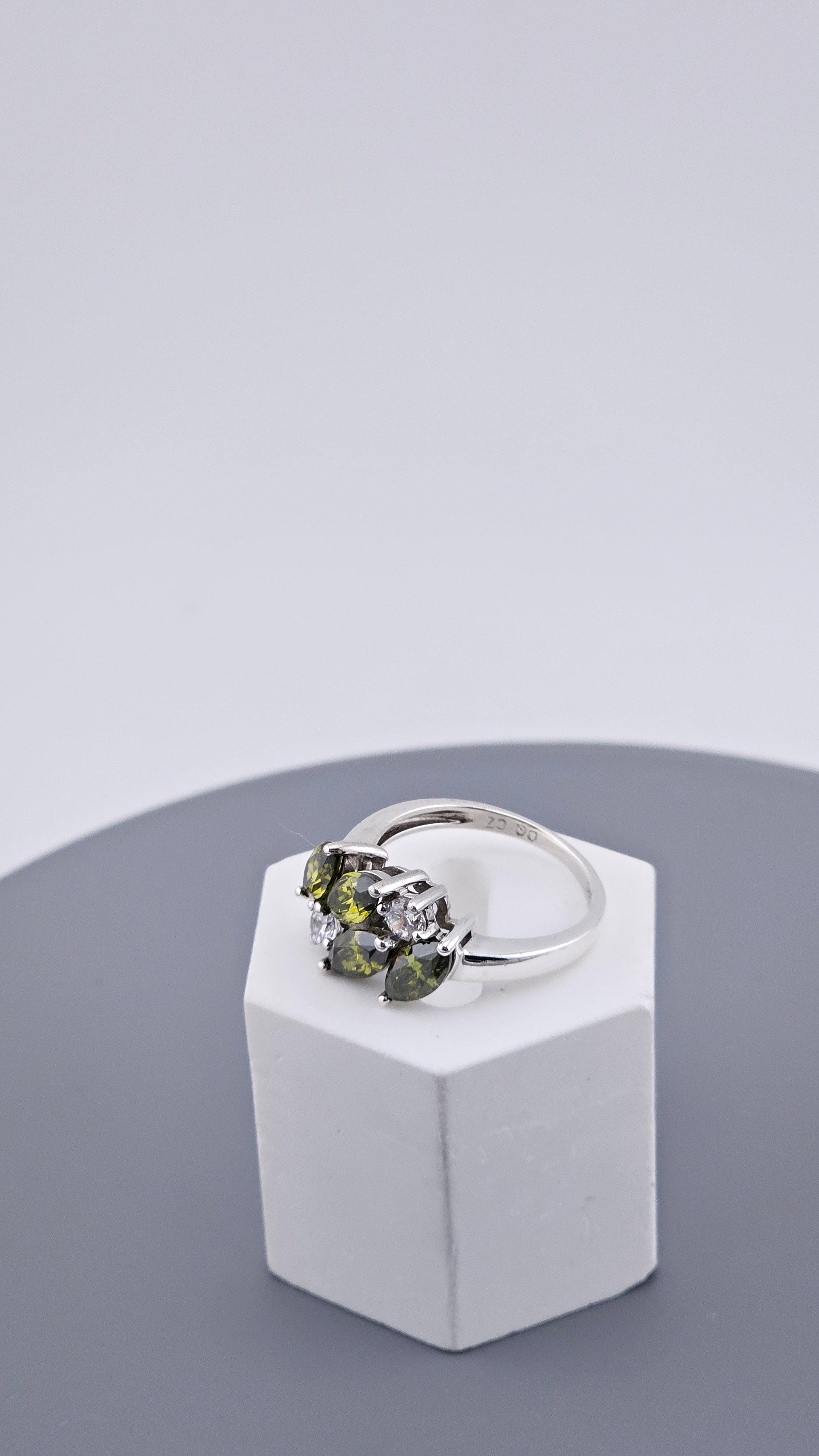 Sparkling Nature-Inspired Green & Clear DQCZ Cluster Ring | Sterling Silver | Size O