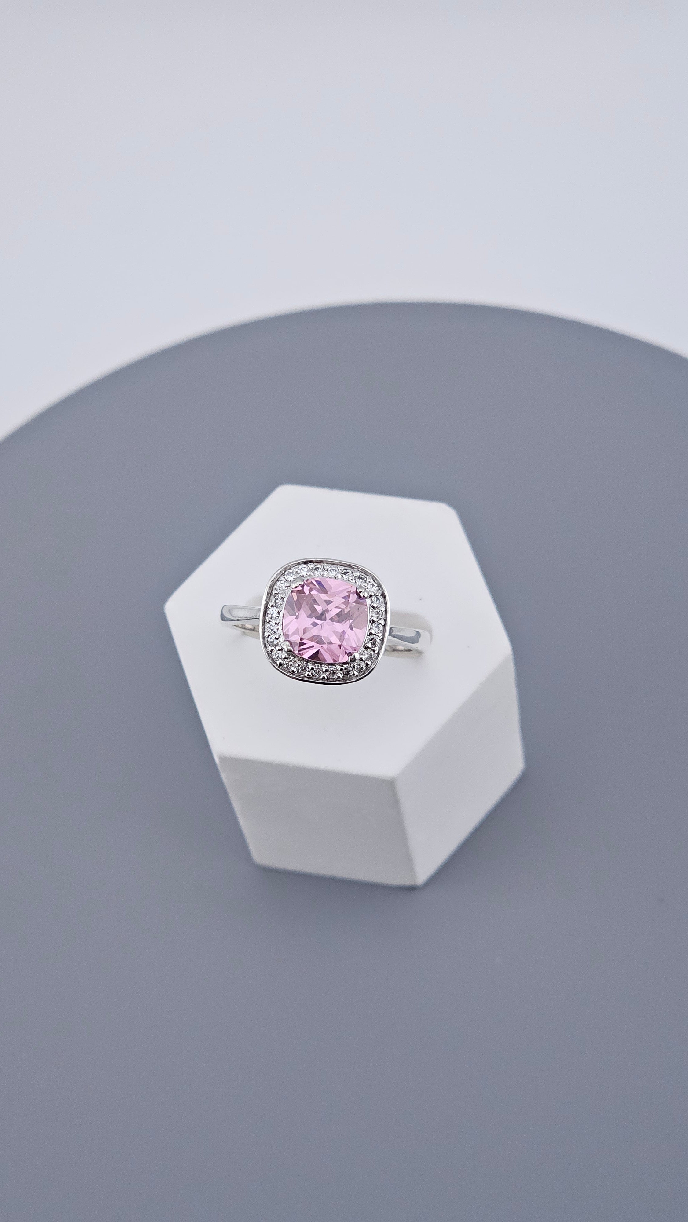 Sparkling Cushion Cut Pink Cubic Zirconia Halo Ring | 925 Sterling Silver | Size P (7.5)
