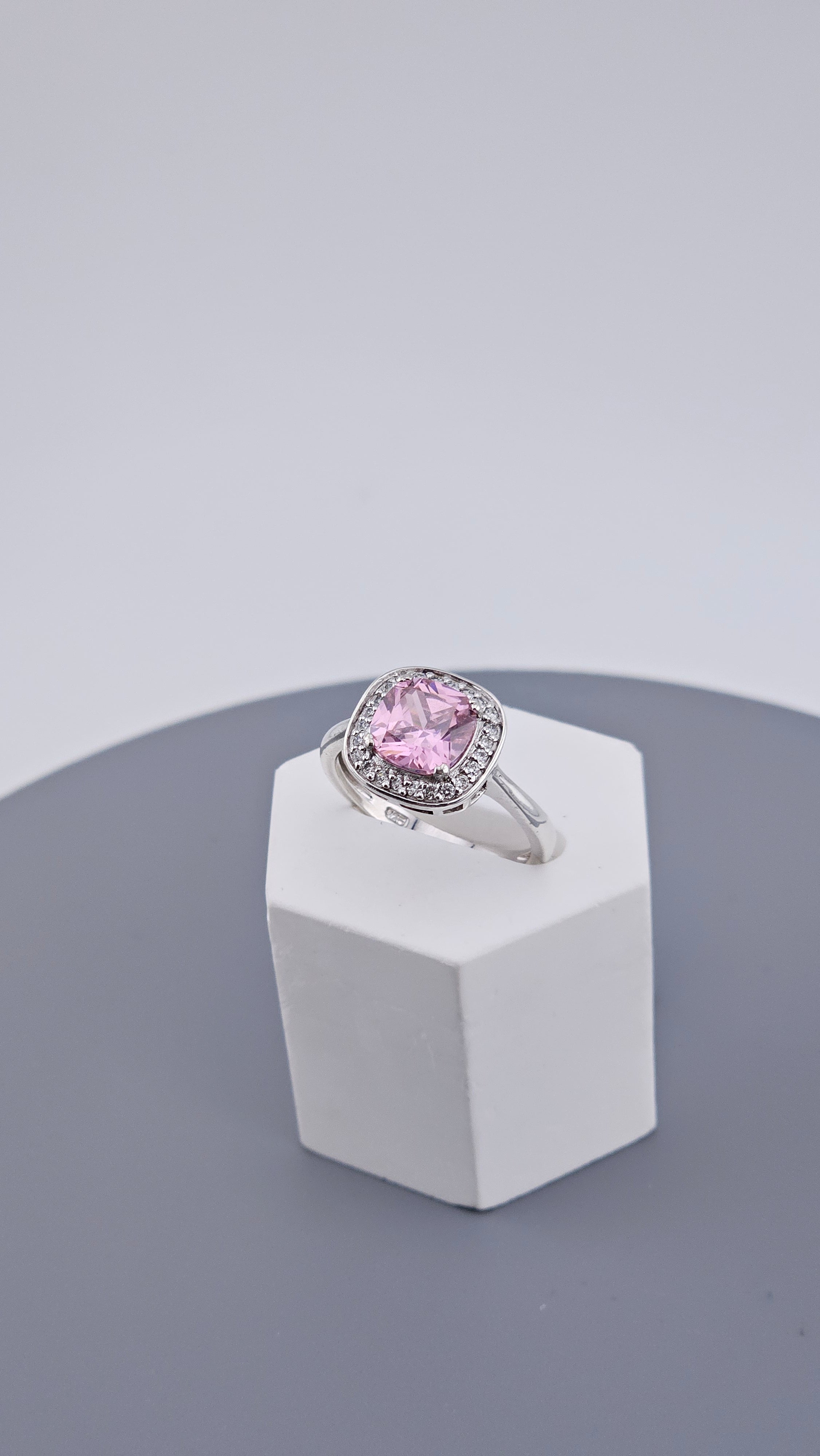 Sparkling Cushion Cut Pink Cubic Zirconia Halo Ring | 925 Sterling Silver | Size P (7.5)