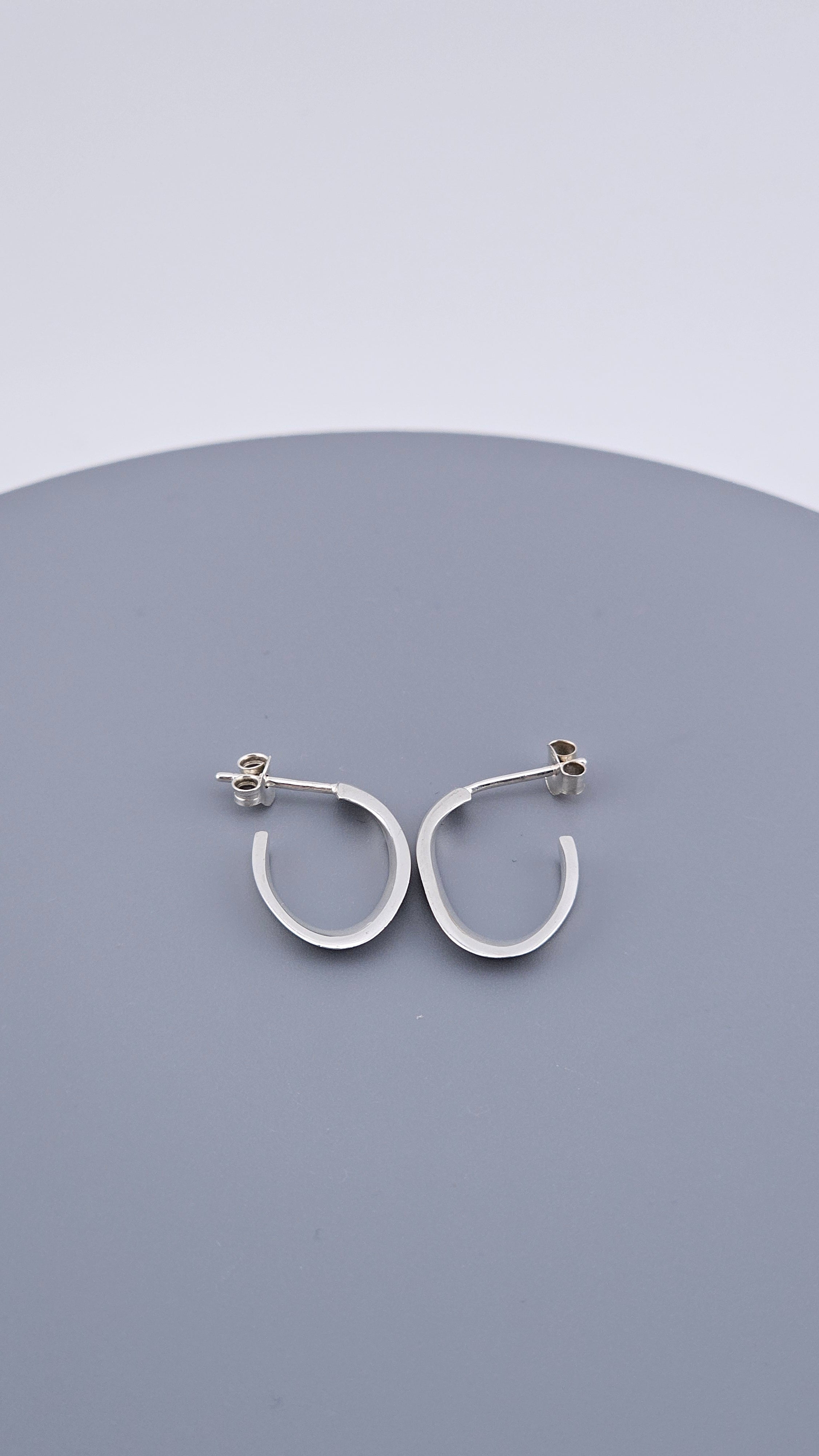 Modern 925 Sterling Silver Sculptural Twisted Half Hoop Earrings