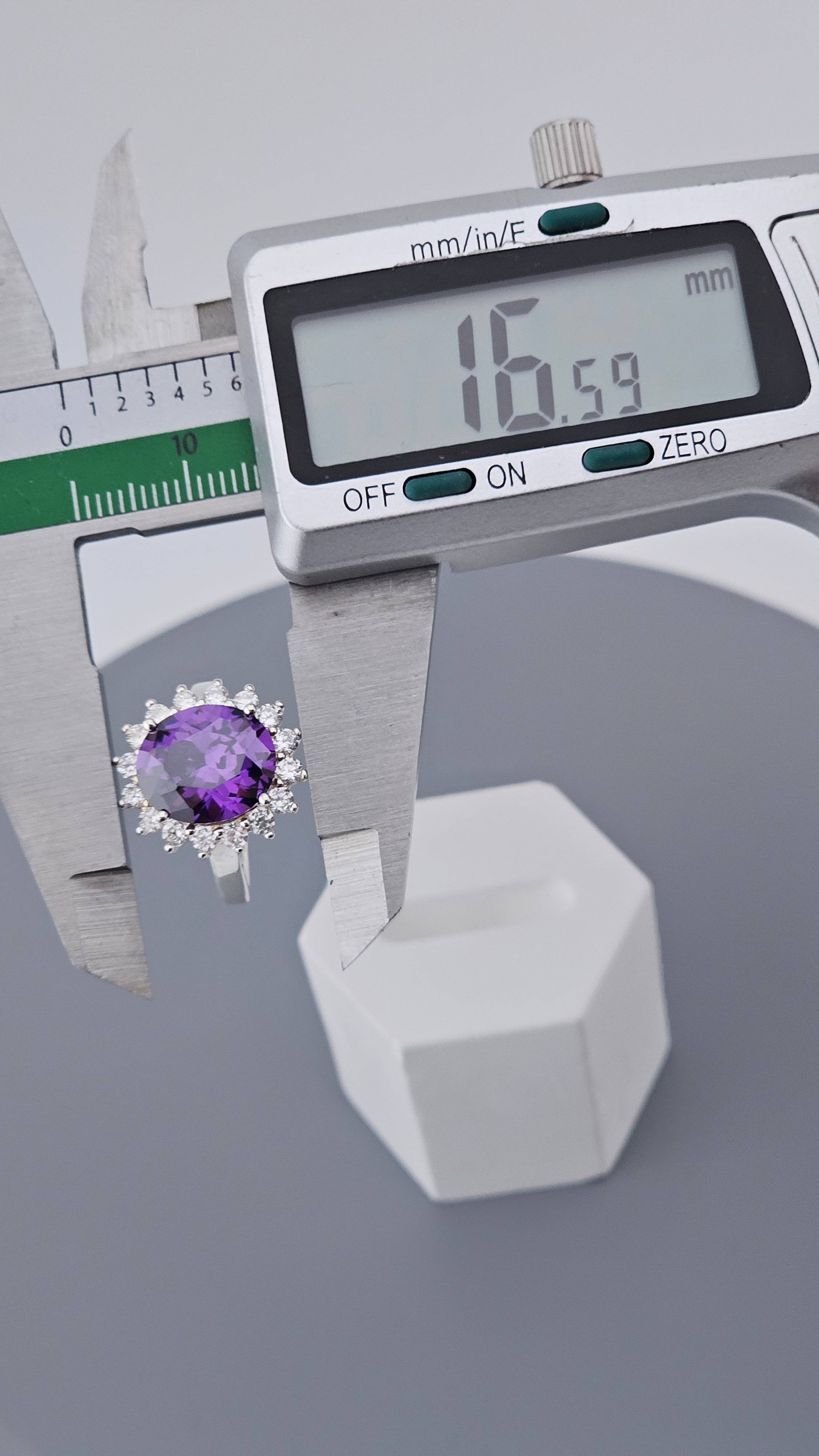 Elegant 925 Sterling Silver Purple and Clear Cubic Zirconia Cluster Ring