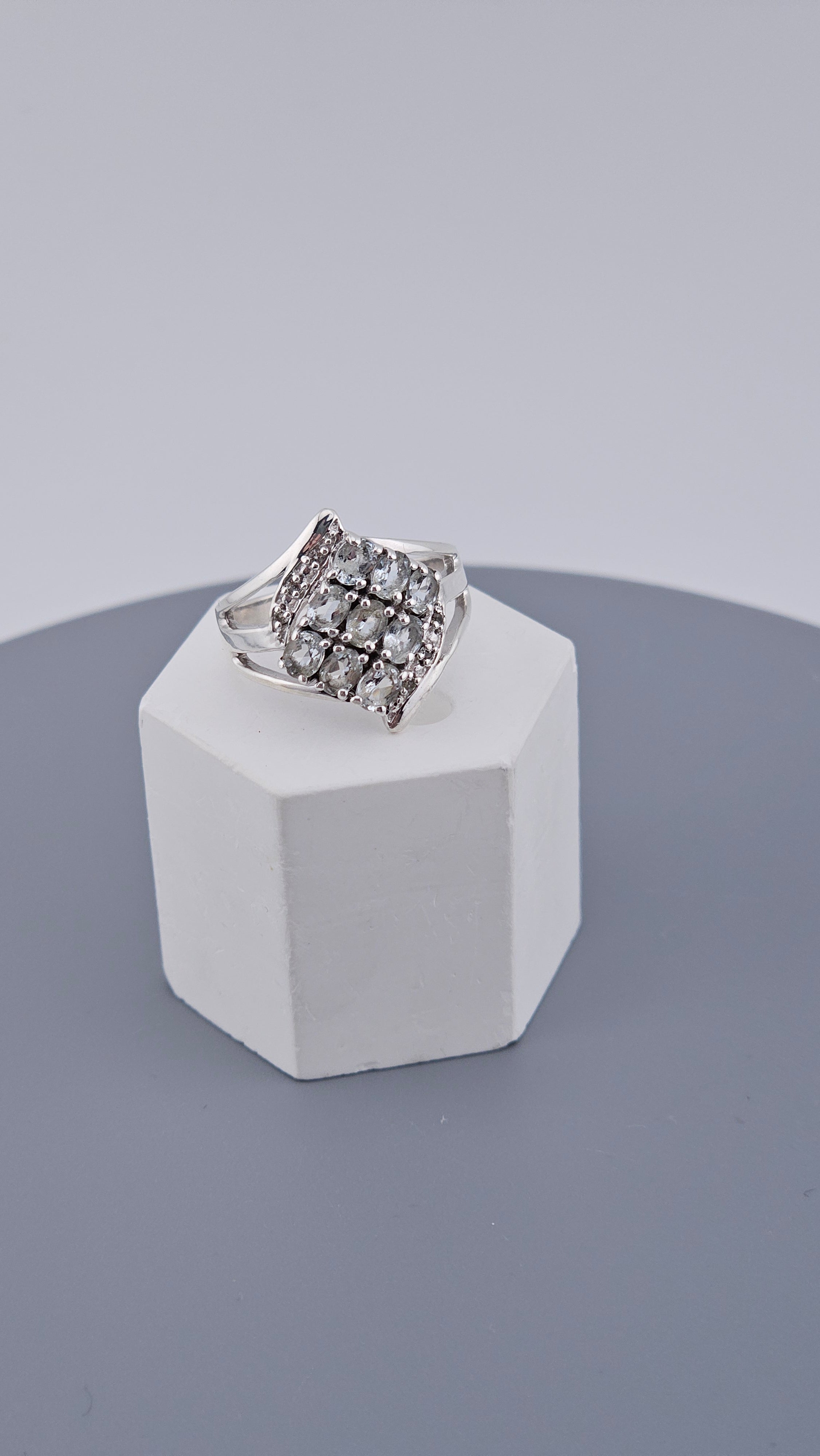 Stunning 925 Sterling Silver Aquamarine Cluster Ring – Size P (US 7.5) – TGGC Stamped