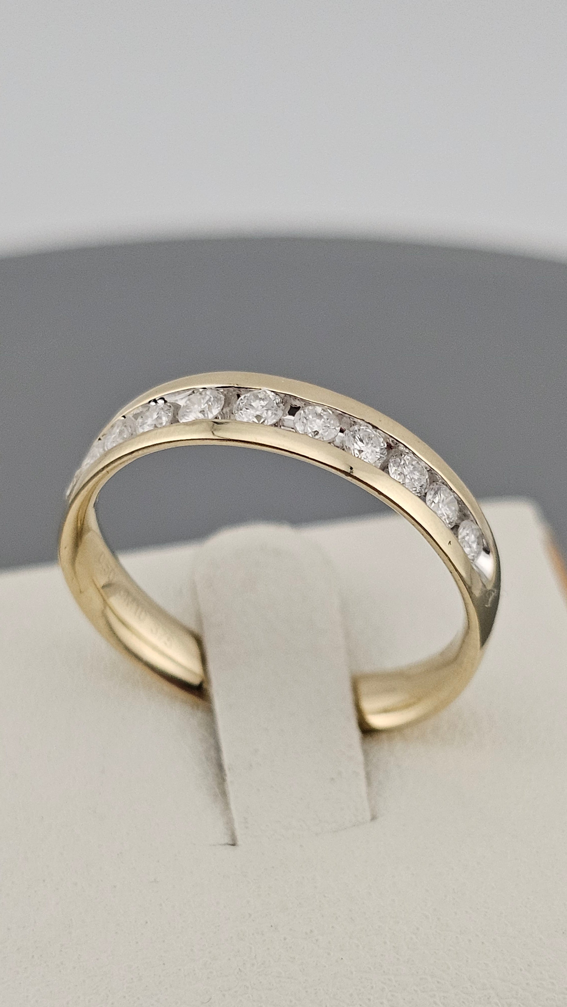0.50ct Natural Diamond & 9ct Yellow Gold Half Eternity Band – Size Q 1/2