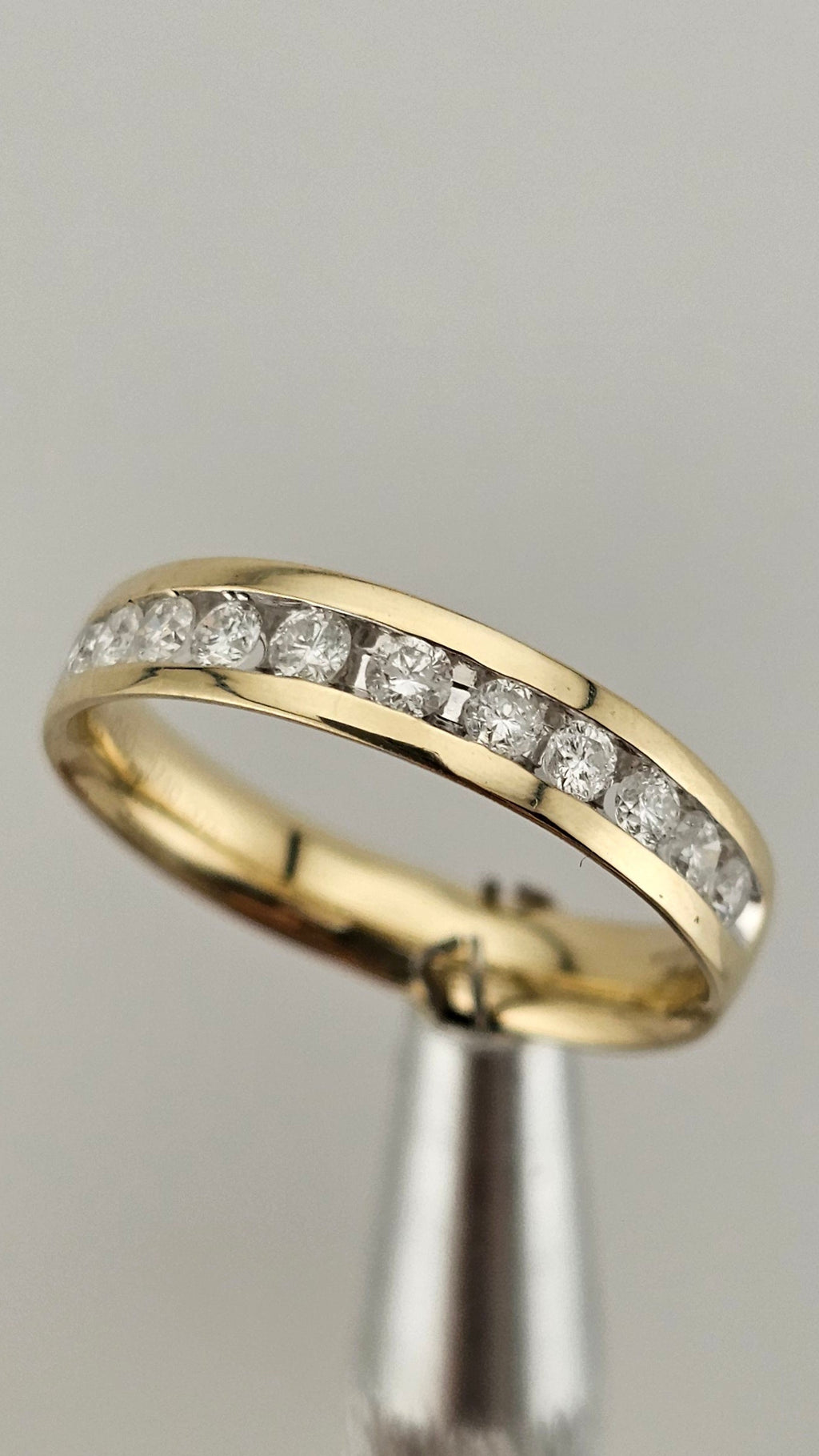 0.50ct Natural Diamond & 9ct Yellow Gold Half Eternity Band – Size Q 1/2