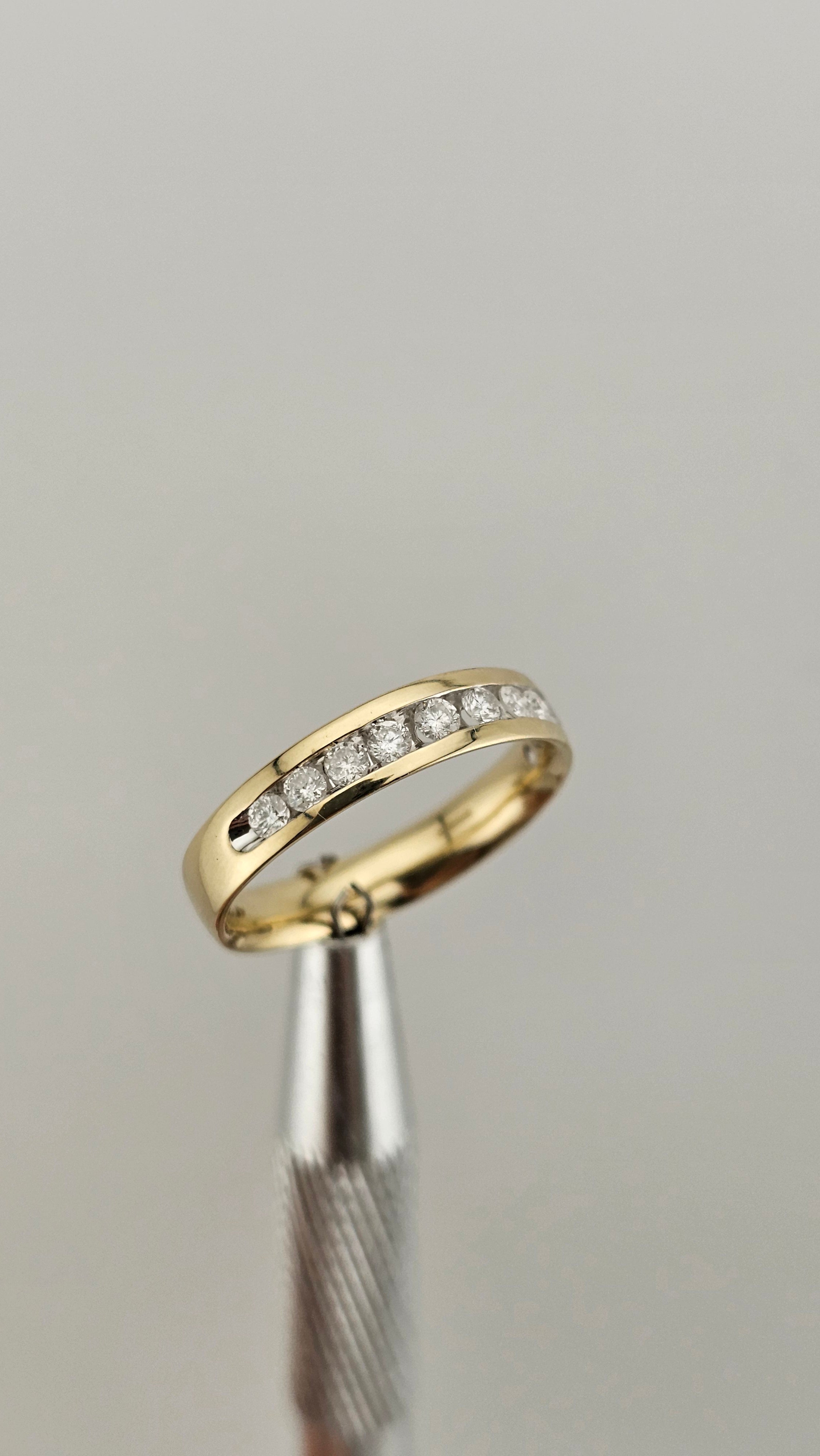 0.50ct Natural Diamond & 9ct Yellow Gold Half Eternity Band – Size Q 1/2