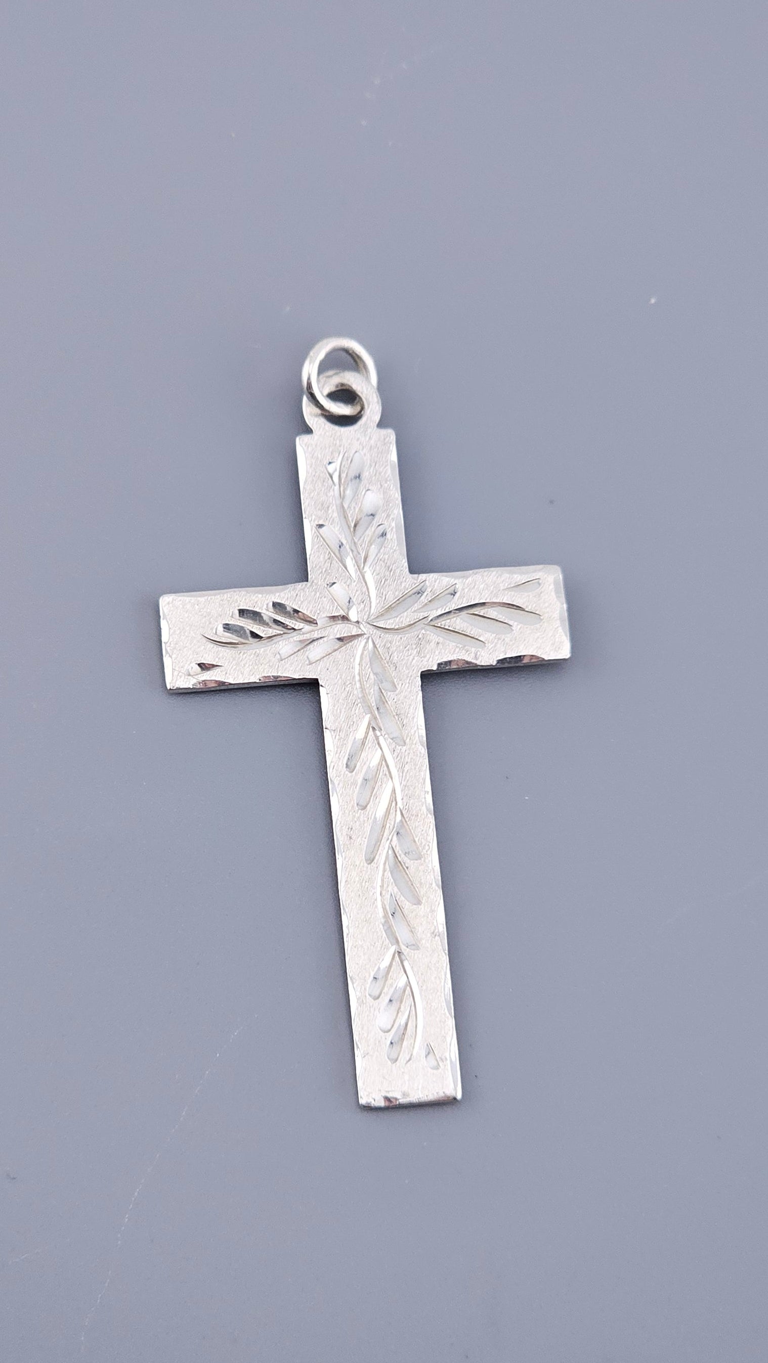 Vintage 925 Sterling Silver Engraved Cross Pendant | 44mm | Hallmarked