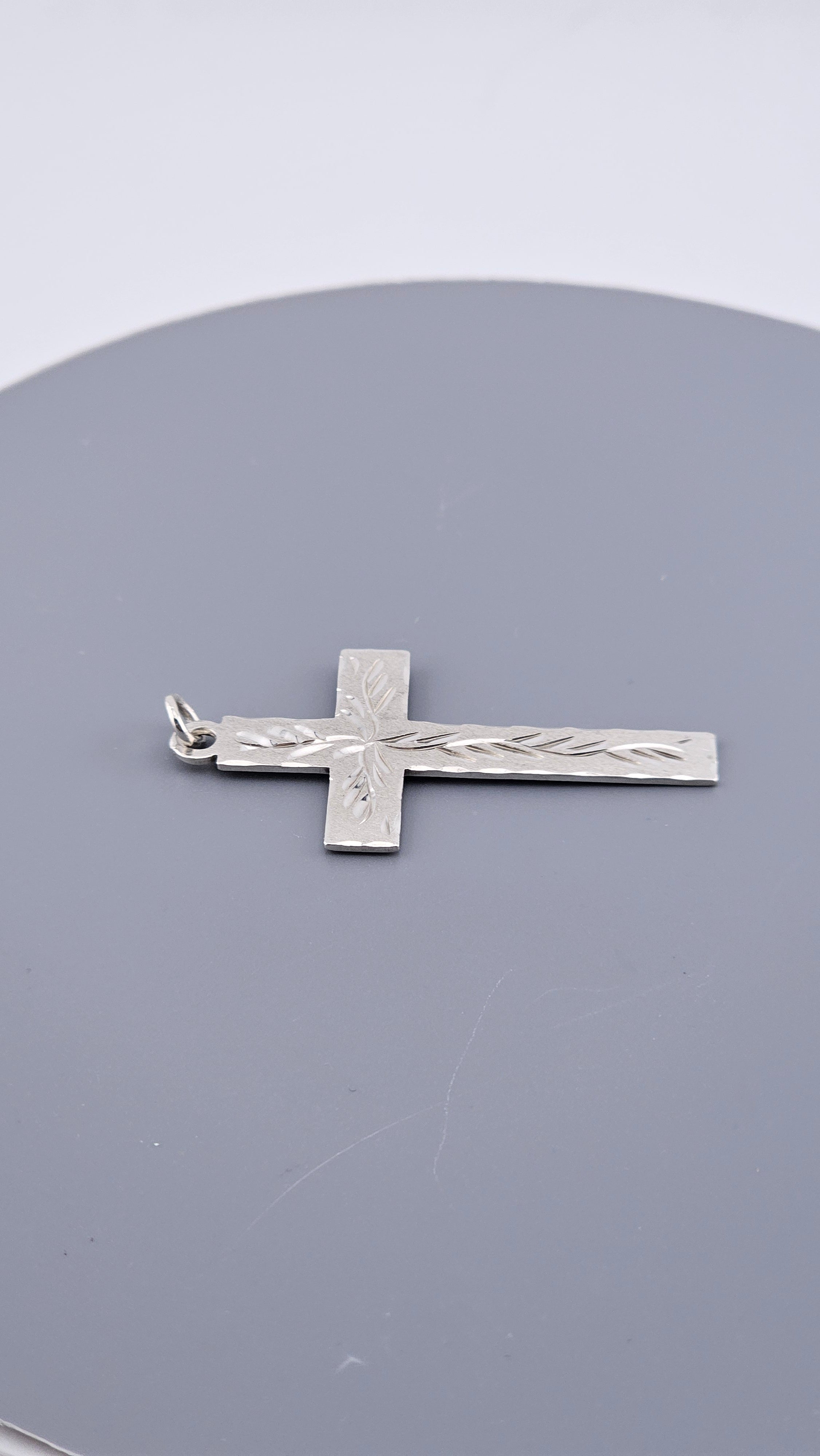 Vintage 925 Sterling Silver Engraved Cross Pendant | 44mm | Hallmarked