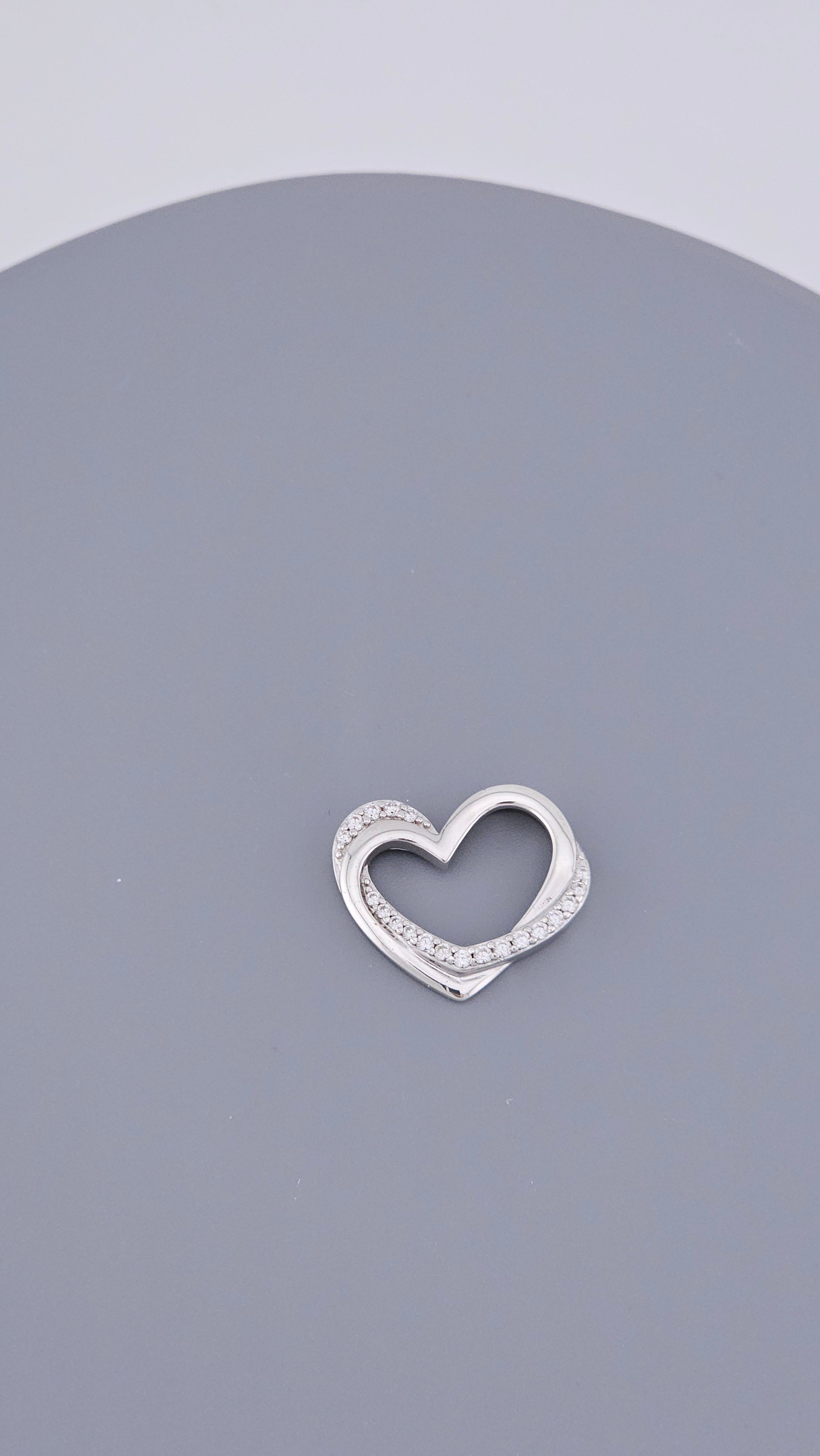 925 Sterling Silver Cubic Zirconia Open Heart Pendant (2.5g)