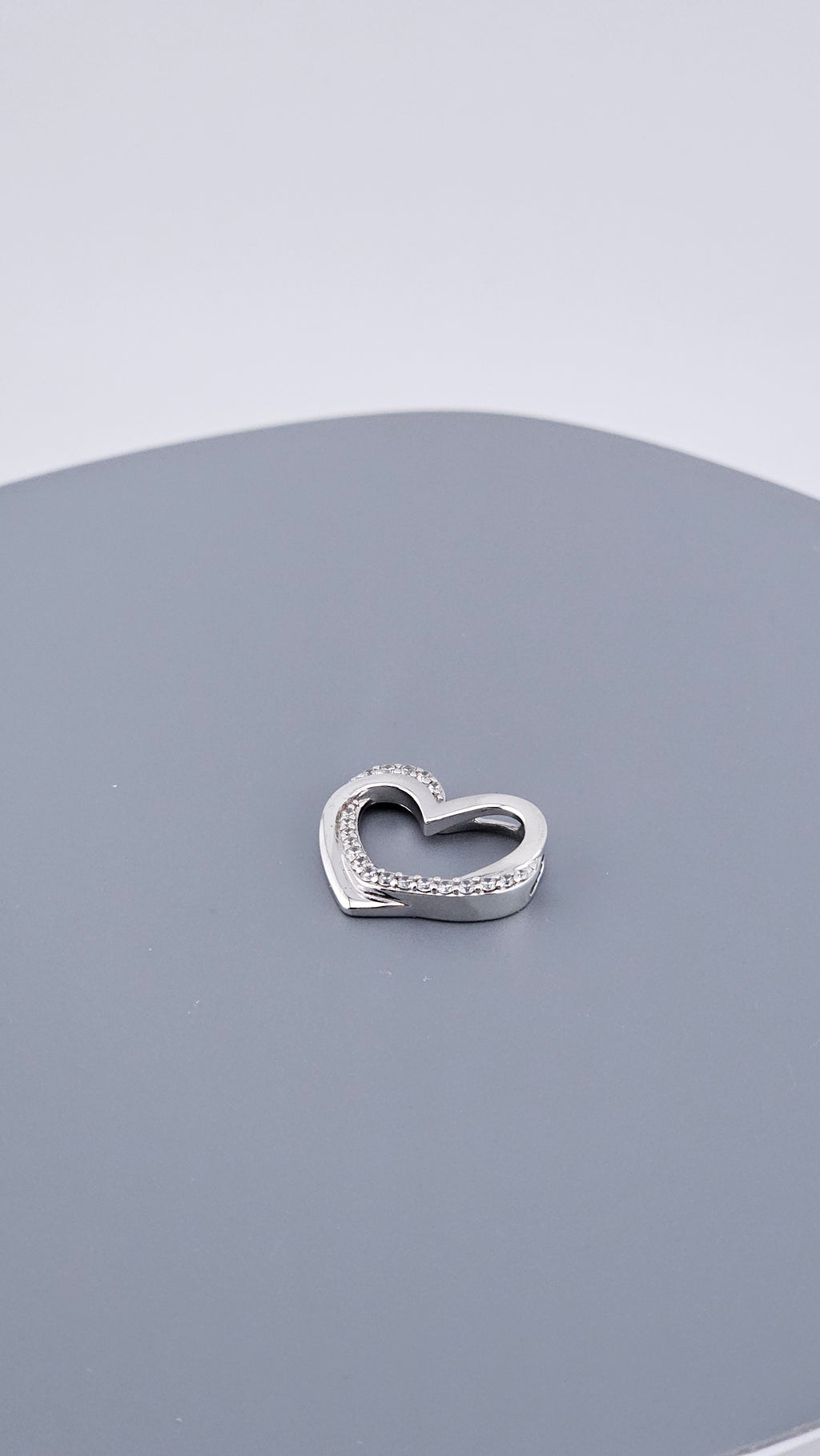 925 Sterling Silver Cubic Zirconia Open Heart Pendant (2.5g)