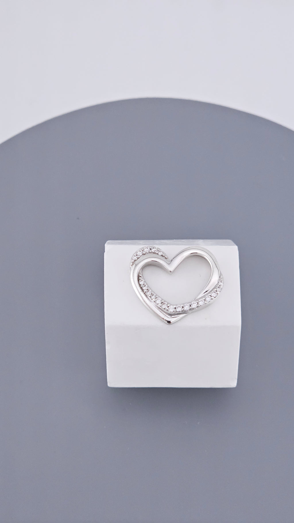 925 Sterling Silver Cubic Zirconia Open Heart Pendant (2.5g)