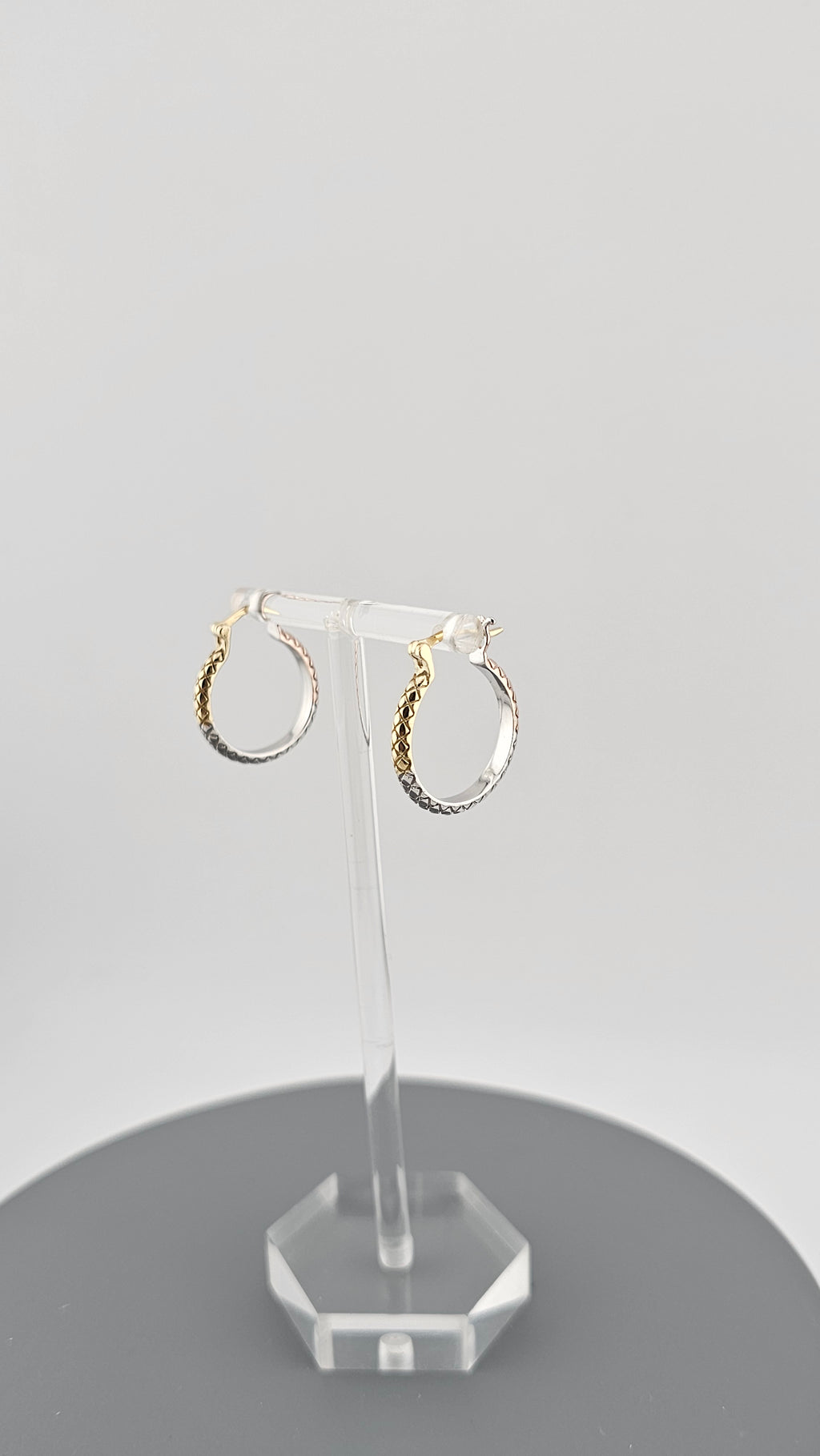 Pre-Loved 925 Sterling Silver Tri-Color Textured Hoop Earrings (24mm, 5.07g)