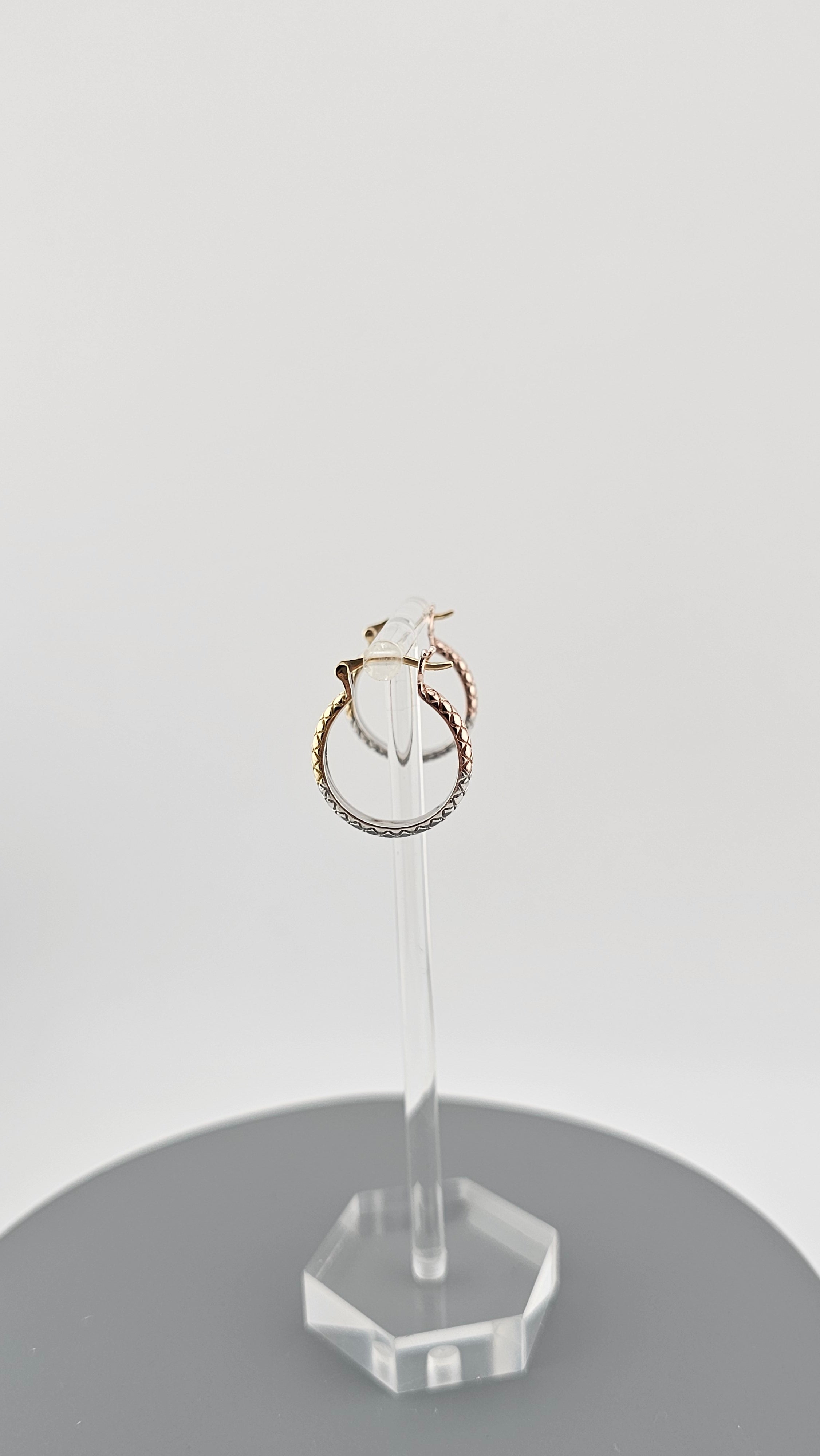 Pre-Loved 925 Sterling Silver Tri-Color Textured Hoop Earrings (24mm, 5.07g)